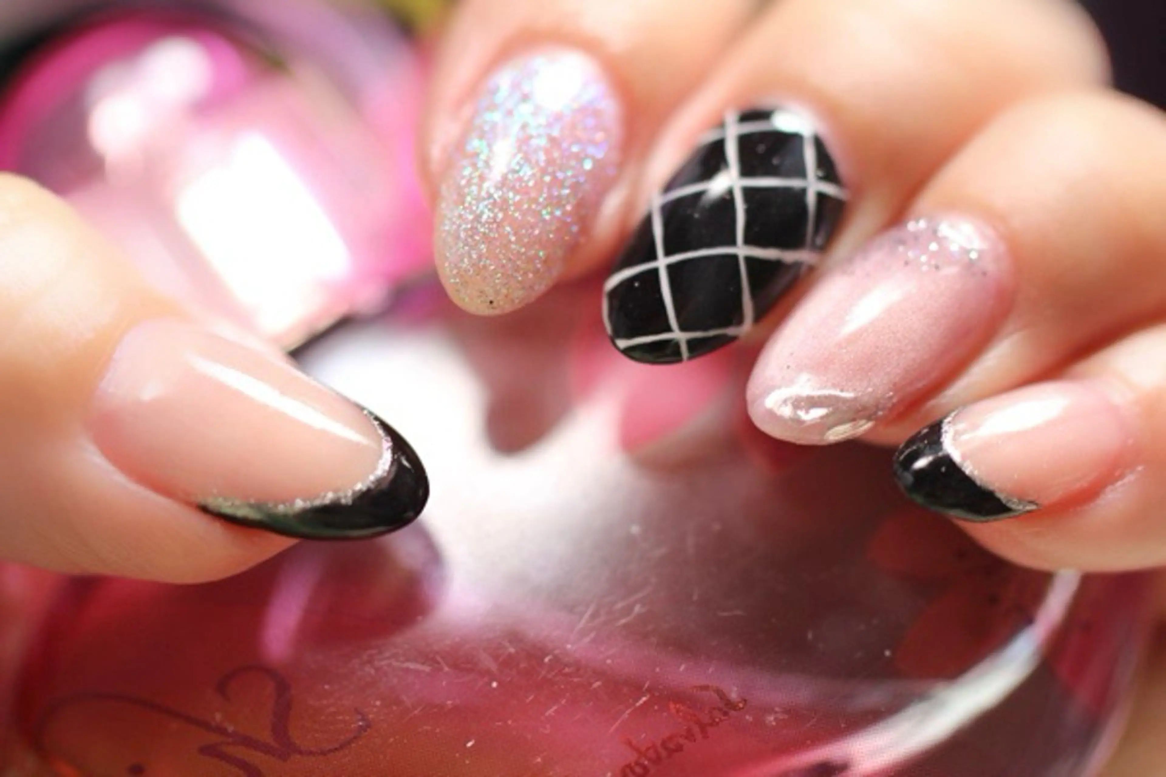 ネイル フラッシュネイル フレンチネイル ジェルネイル マグネットネイル ママリンド　志村坂上店所属・しみ えんのネイルデザイン