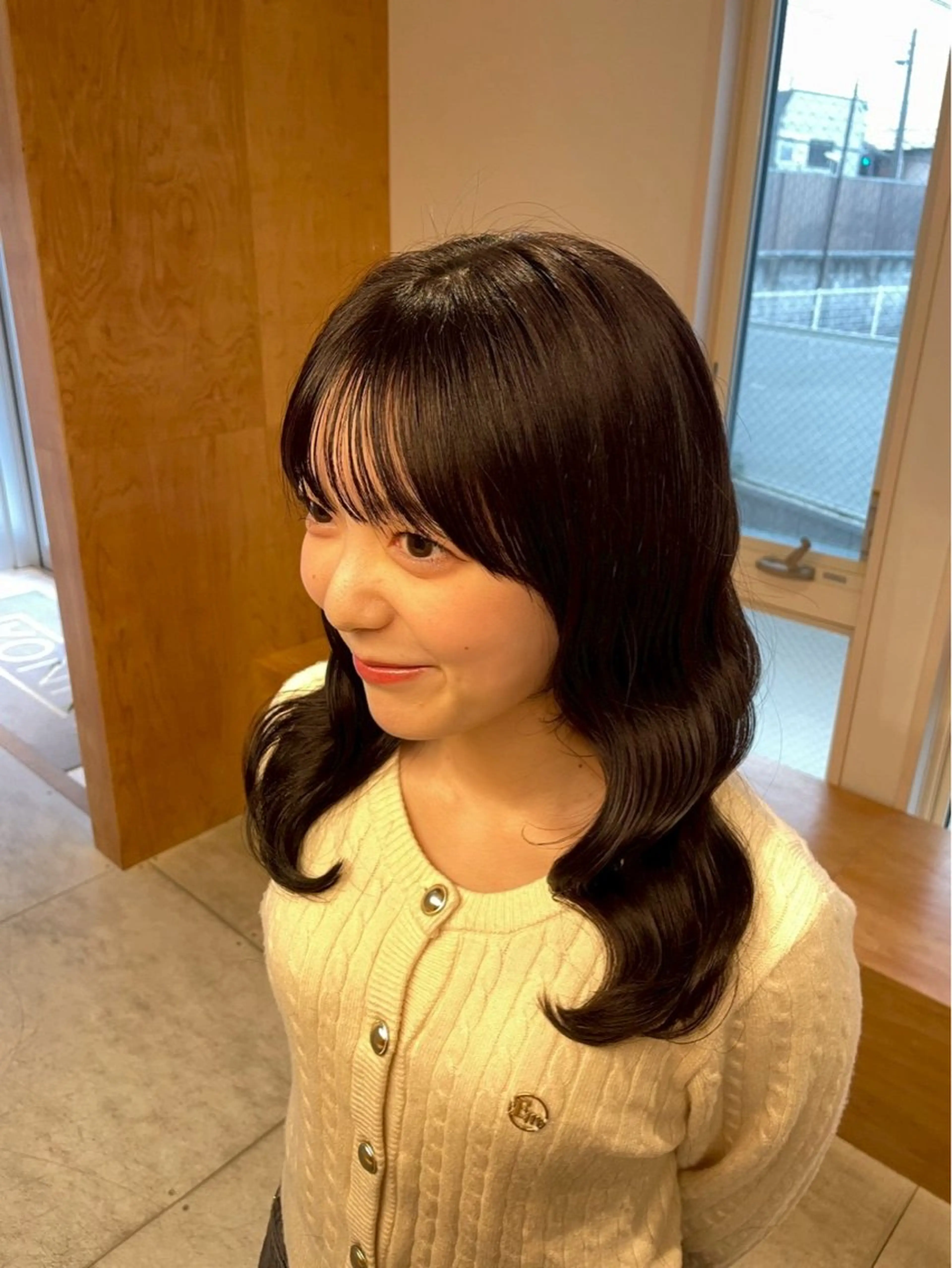 セミロング カラー ブリーチ ブラウンカラー チョコレートブラウン 透明感カラー ナチュラルブラウン カット ブリーチなしカラー/ 顔周りレイヤーのヘアスタイル