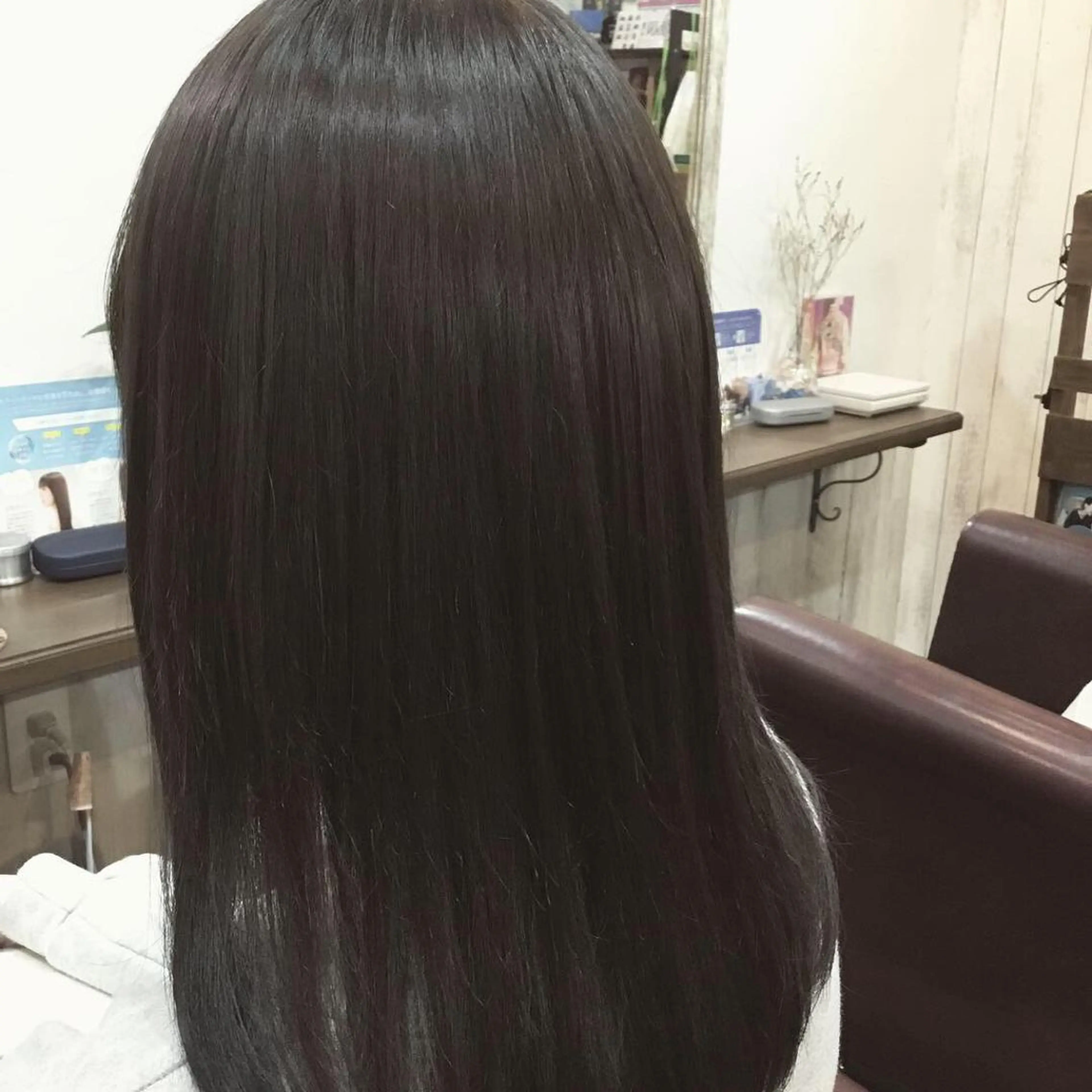 セミロング カラー パーマ embrace エンブレイスのヘアスタイル