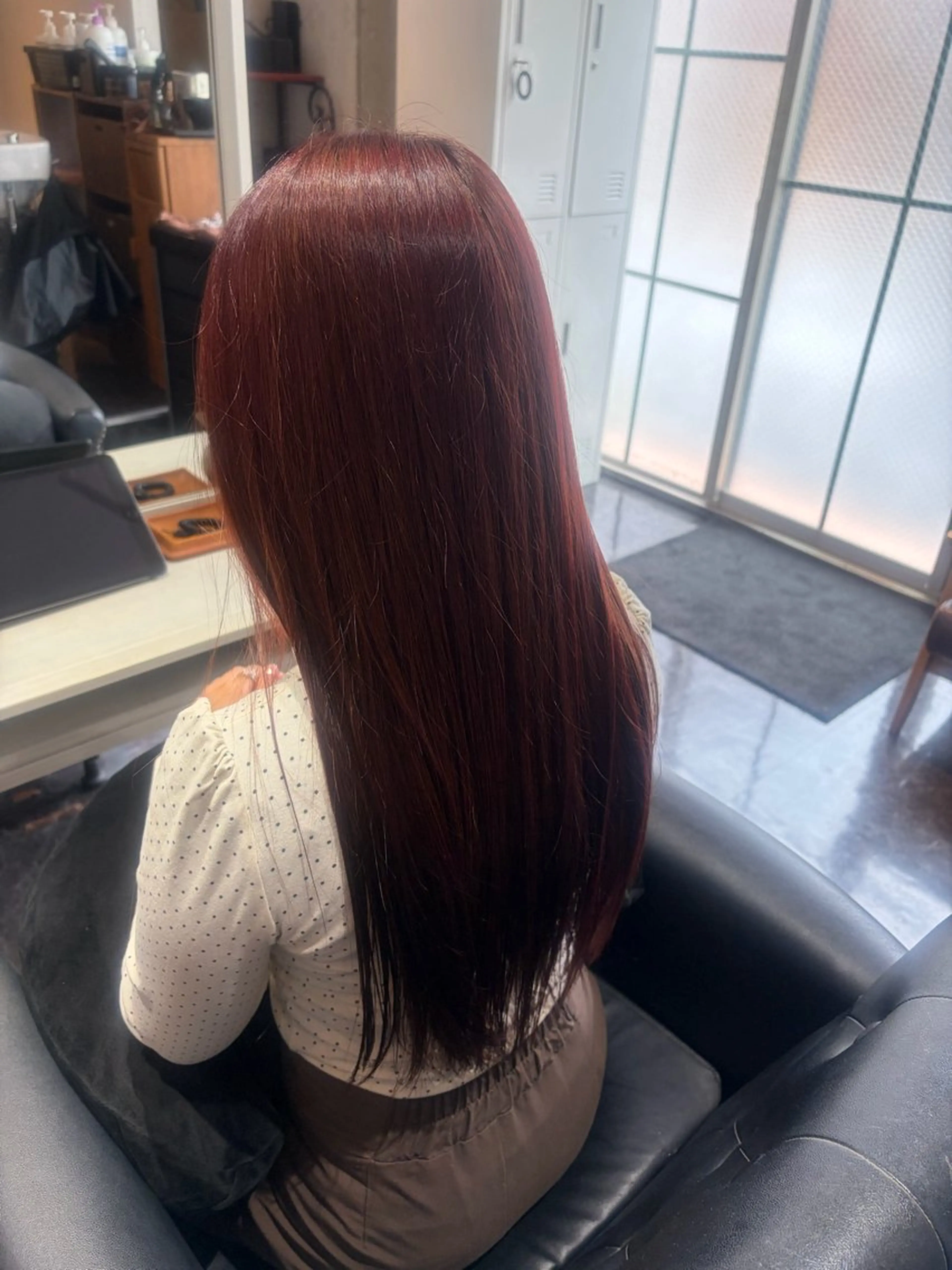 カラー aletta honoのヘアスタイル