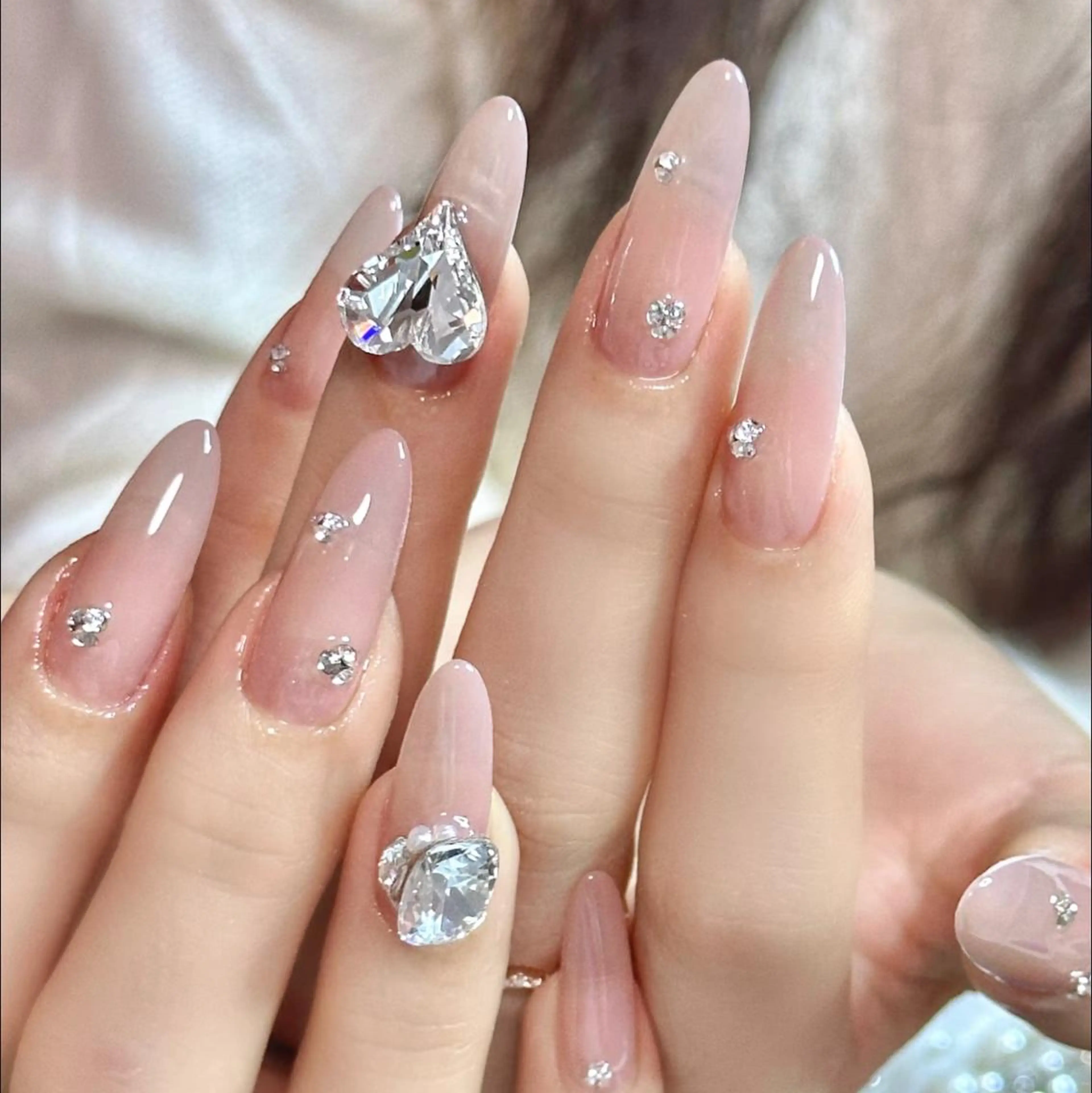 ネイル ハンドネイル 🎀 Ayaka_nailのネイルデザイン