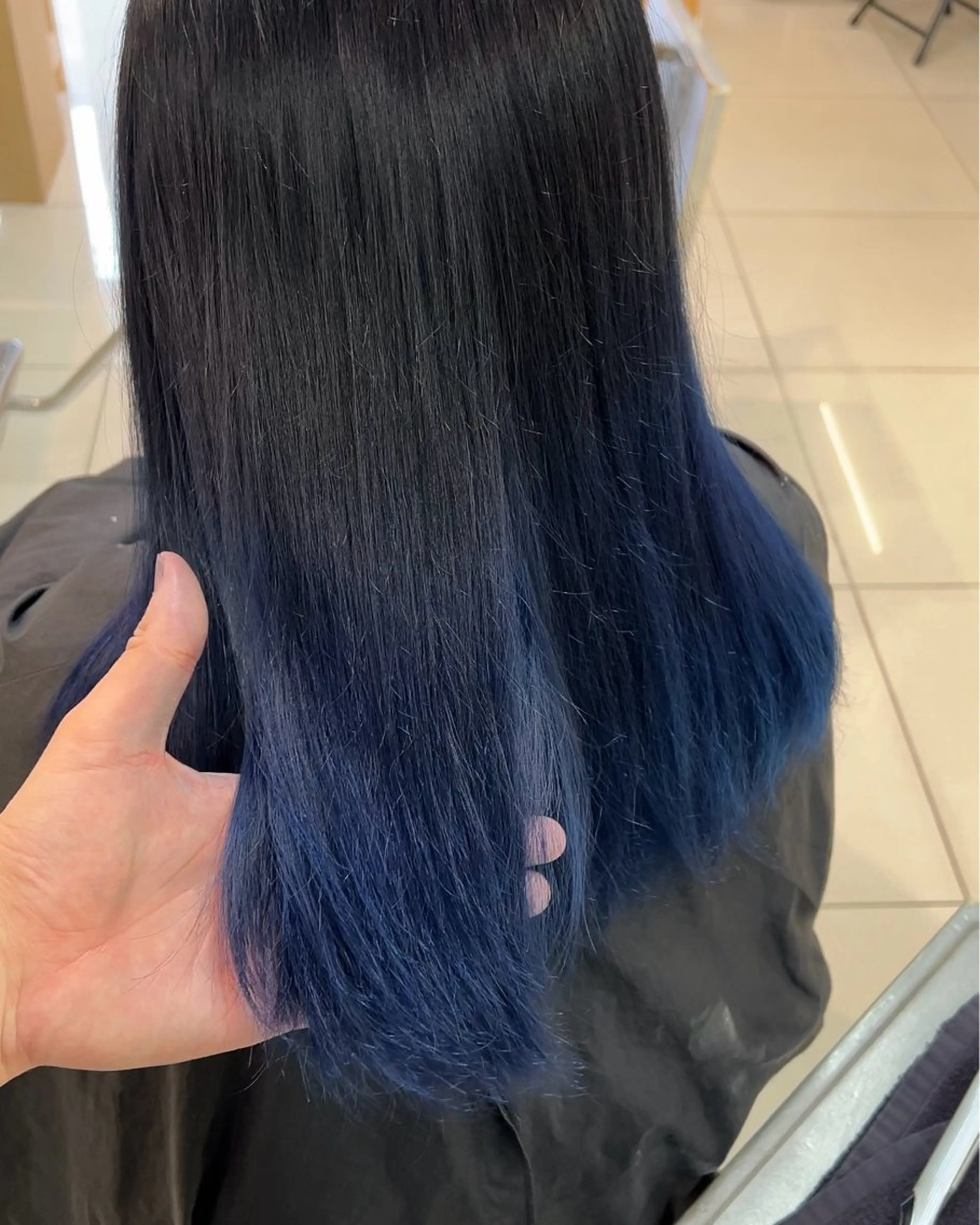 ミディアム カラー ブルーカラー 透明感カラー グラデーションカラー カット ヘアカラー トリートメント 透明感カラー/ ダブルカラー /ソラのヘアスタイル