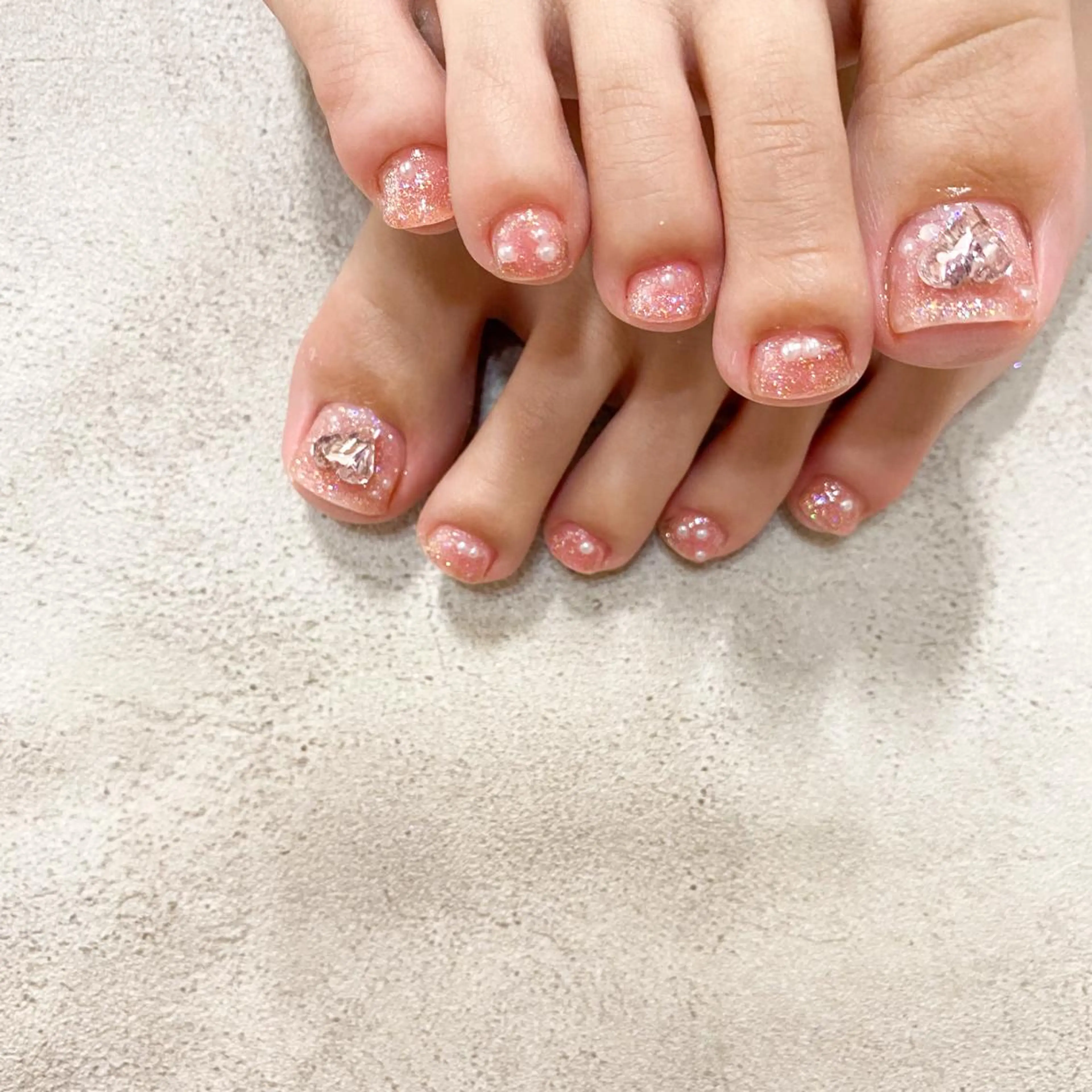 ネイル ゴテゴテ💙ワンホン リオナのネイルデザイン