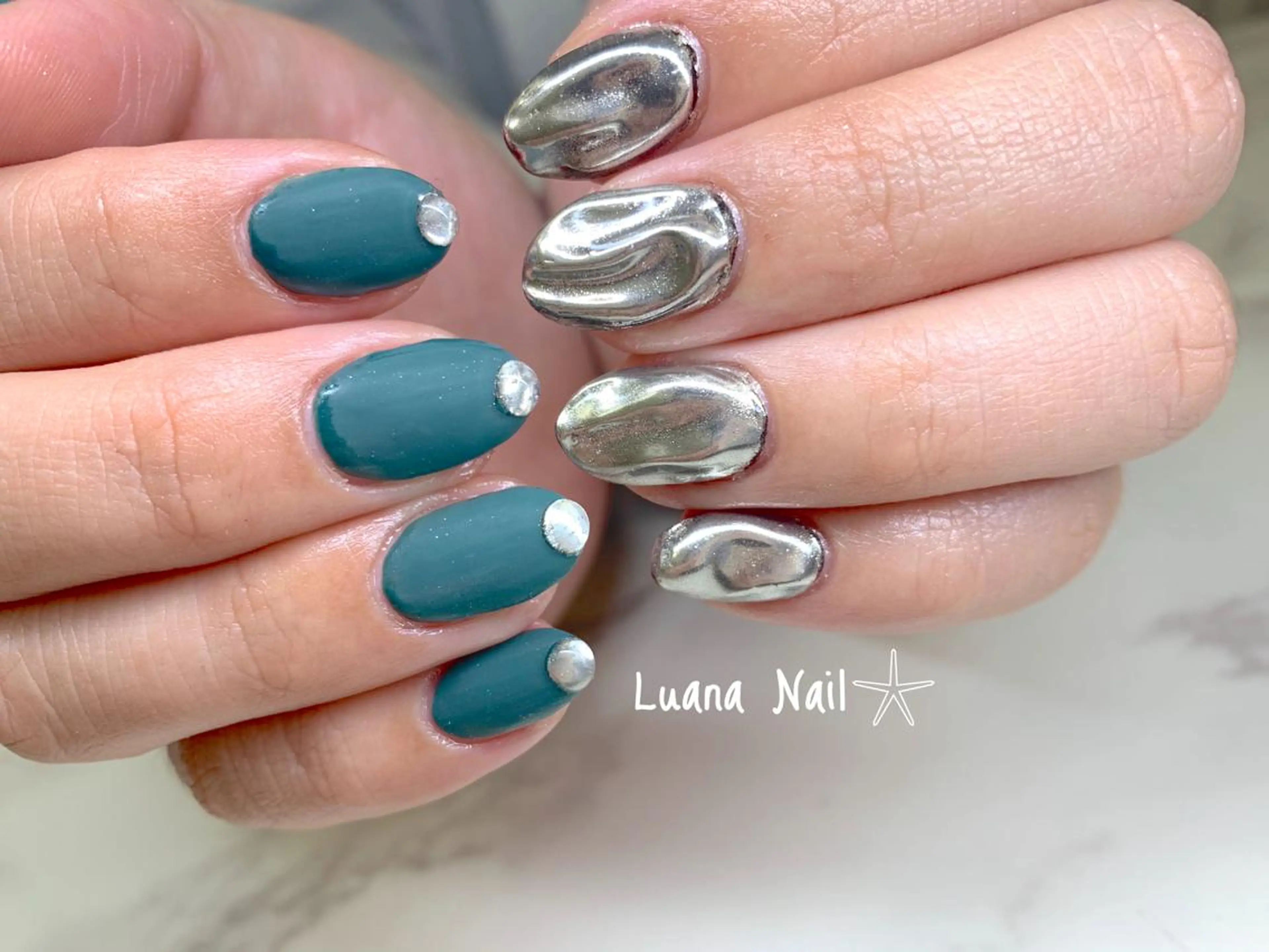 ネイル ミラーネイル ハンドネイル BeauJu by Luana Nail所属・BeauJu by Luana Nailのネイルデザイン