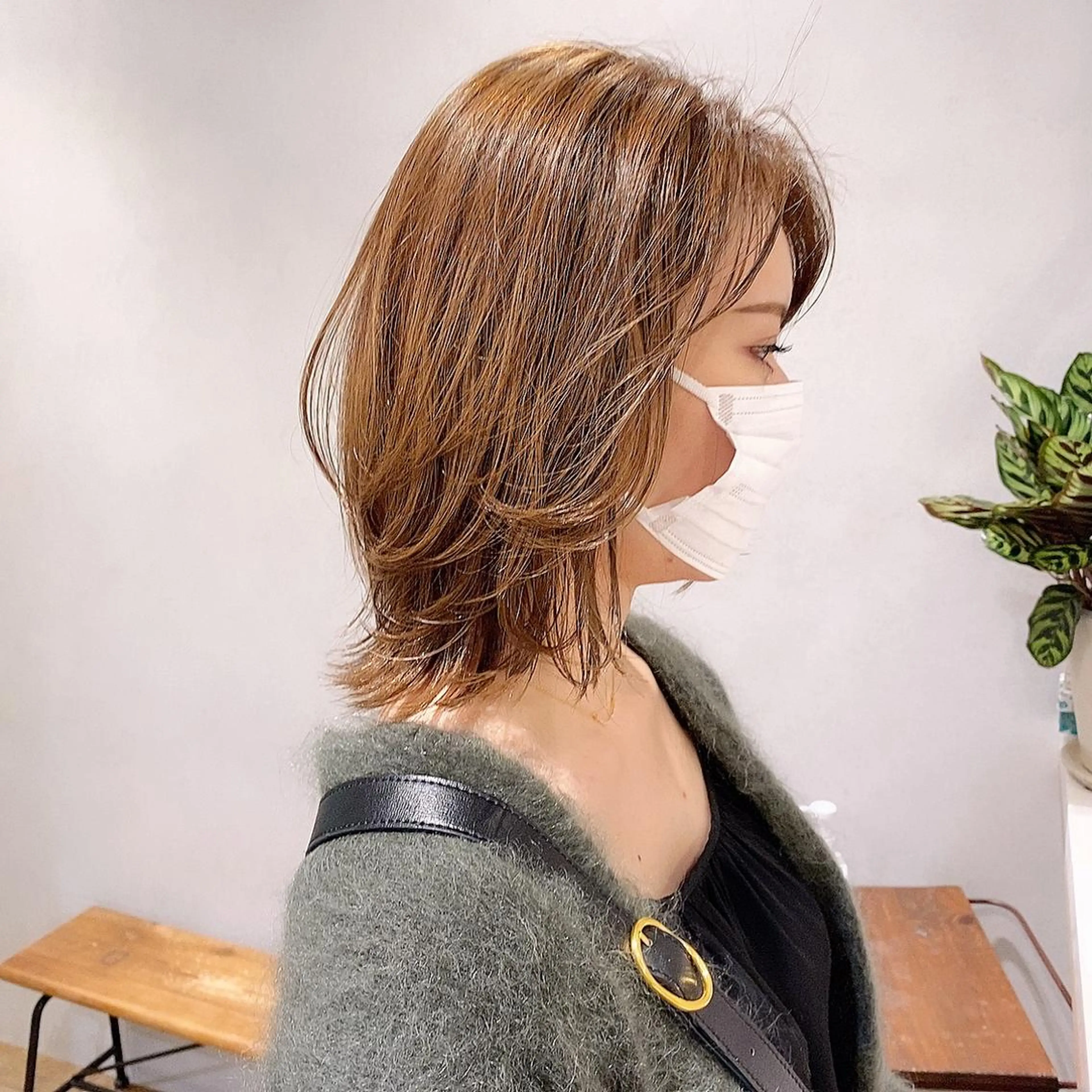 ミディアム レイヤーカット 顔骨格似合わせカット 乾陽菜のヘアスタイル