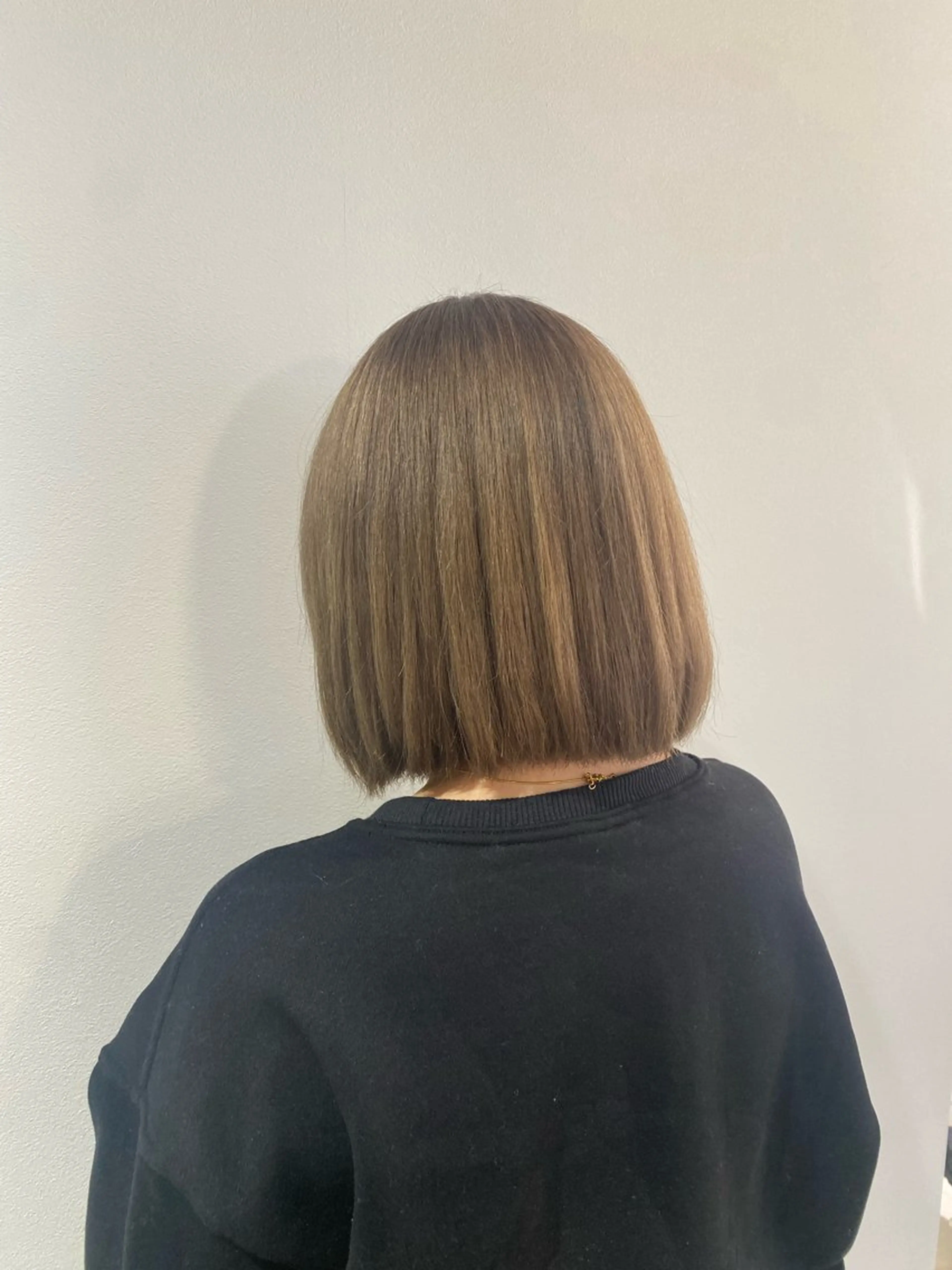 ミディアム ヘアカラー カラー／ブリーチ しほのヘアスタイル