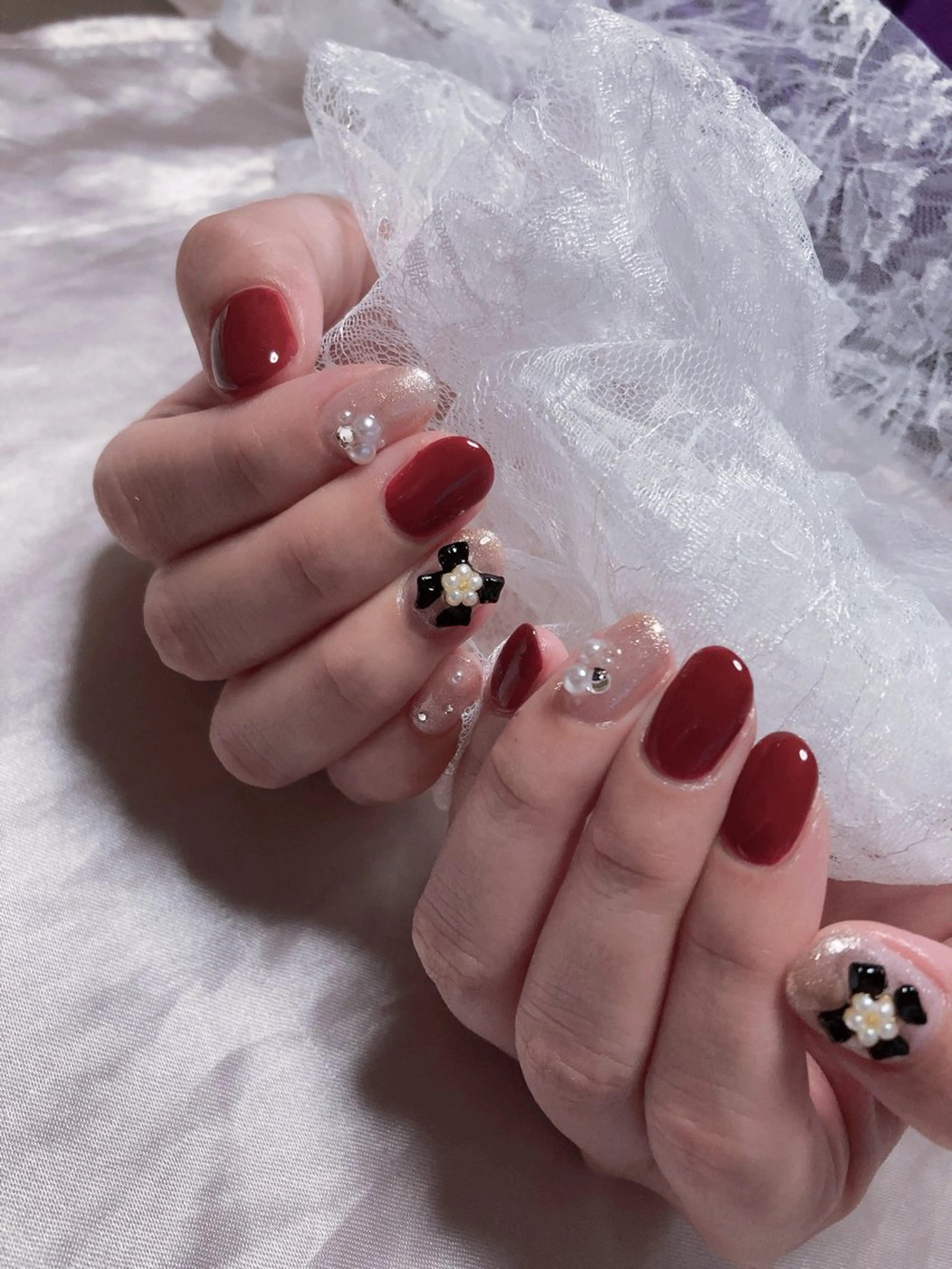 ネイル 冬ネイル クリスマス ハンドネイル ⭐️ cheerfullyのネイルデザイン