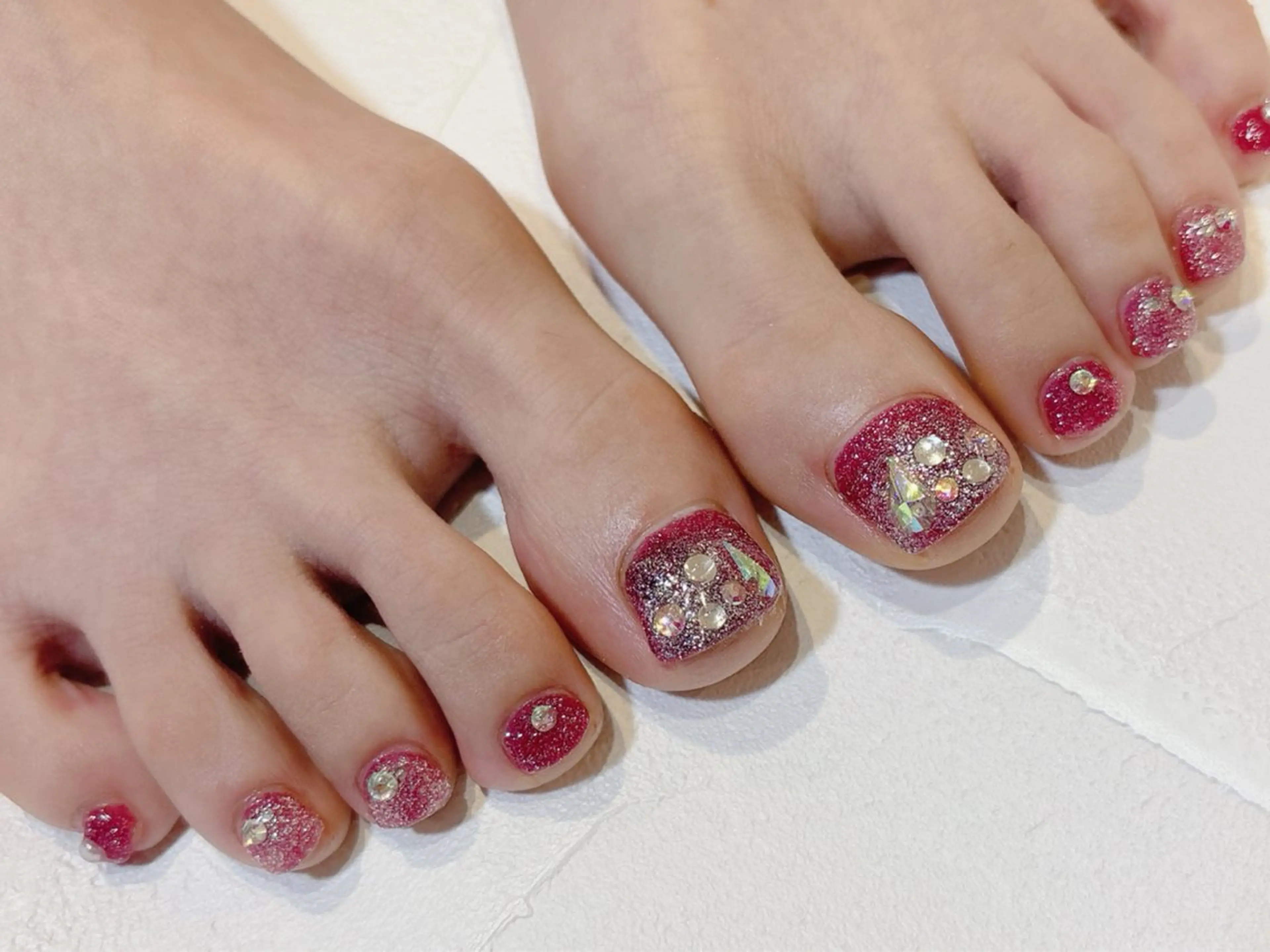 ネイル フットネイル Nail •Head スパFortunaのネイルデザイン