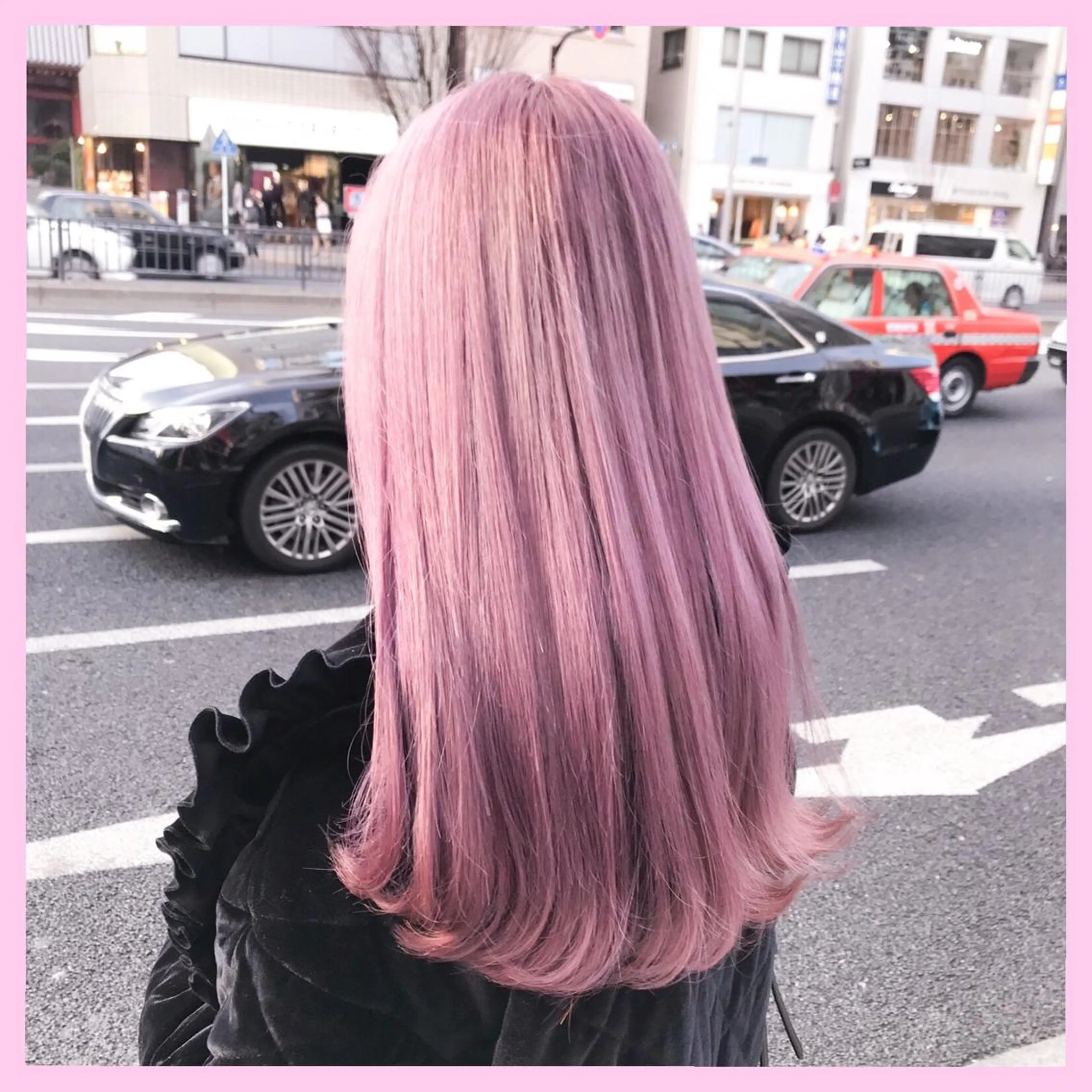 ロング カラー SHIN/レイヤー カット×クロスパーマのヘアスタイル