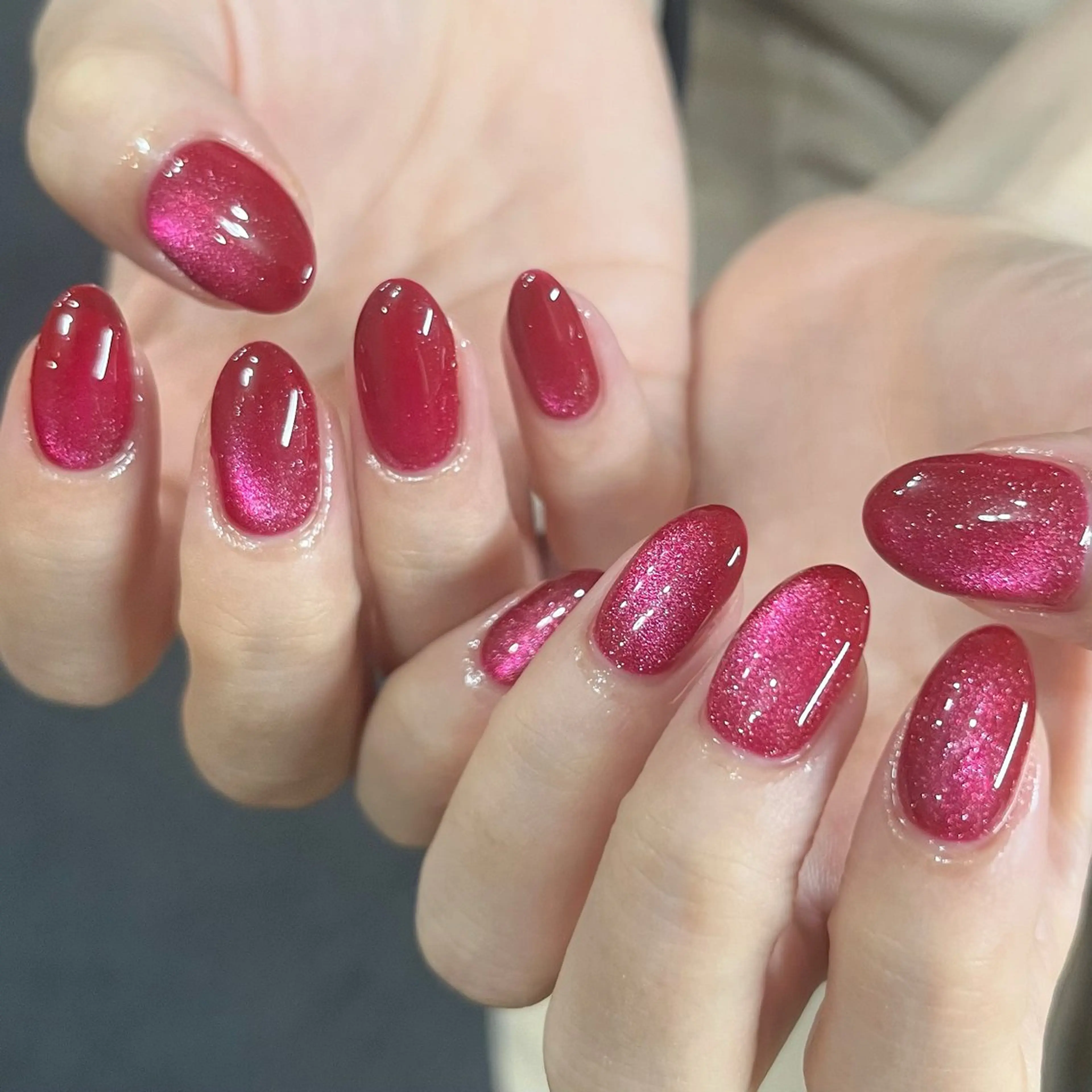 ネイル キラキラネイル マグネットネイル ピンク ハンドネイル ハンドケア 🎀NAIL🎀 AI🪄︎︎◝✩のネイルデザイン