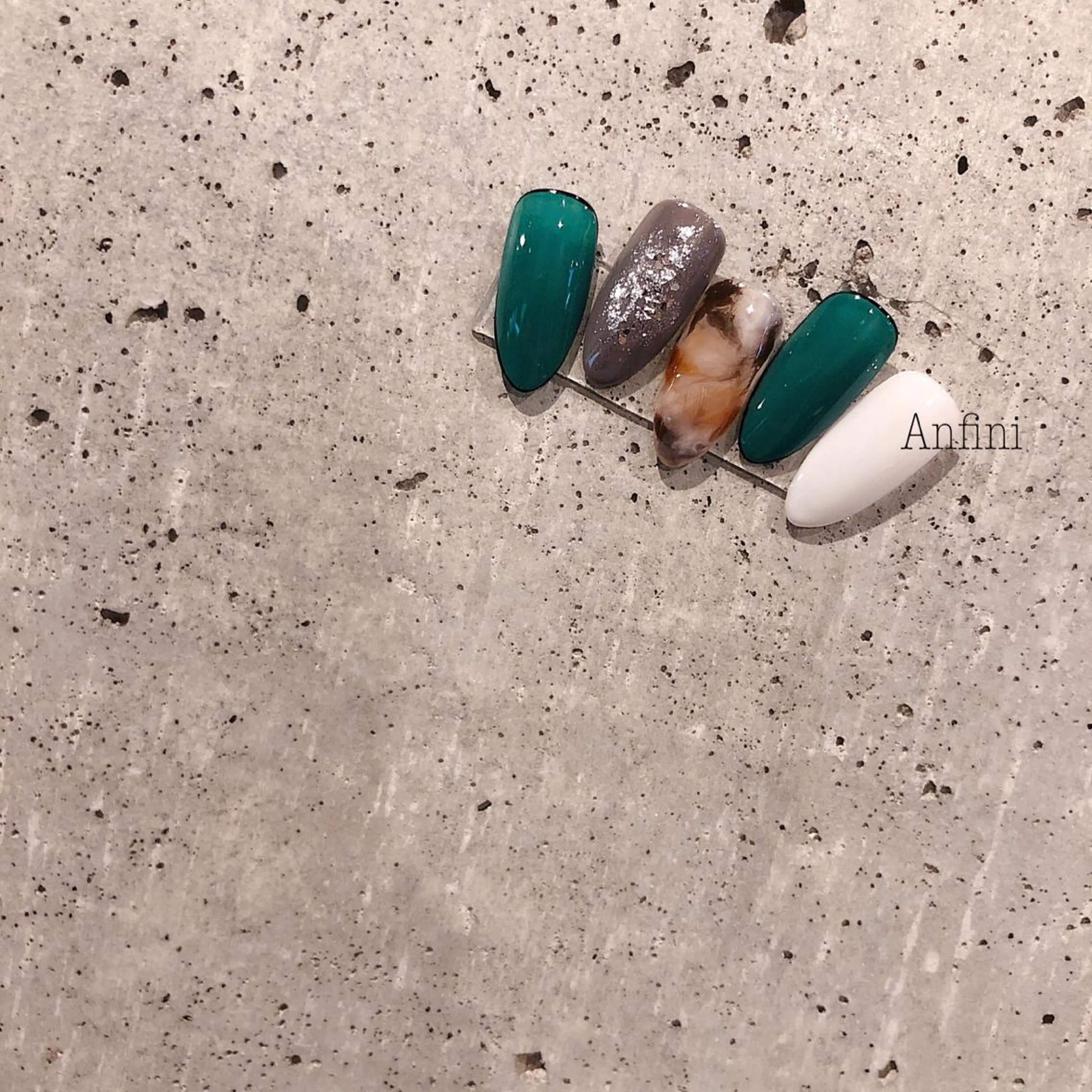ネイル アートネイル Anfini アンフィニのマツエク・マツパデザイン