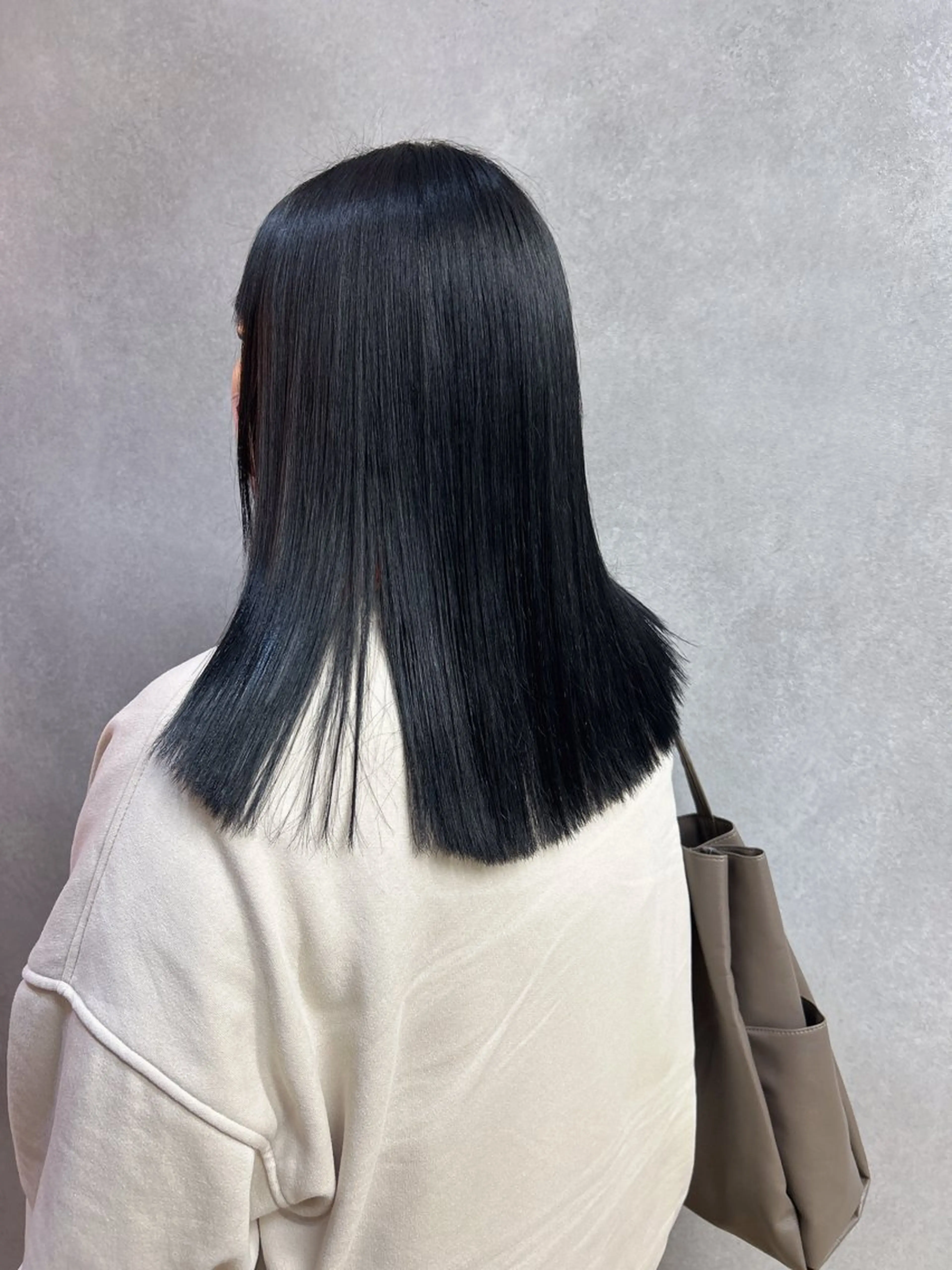 ミディアム 伶風/デザインカット /ボブ/透明感カラーのヘアスタイル