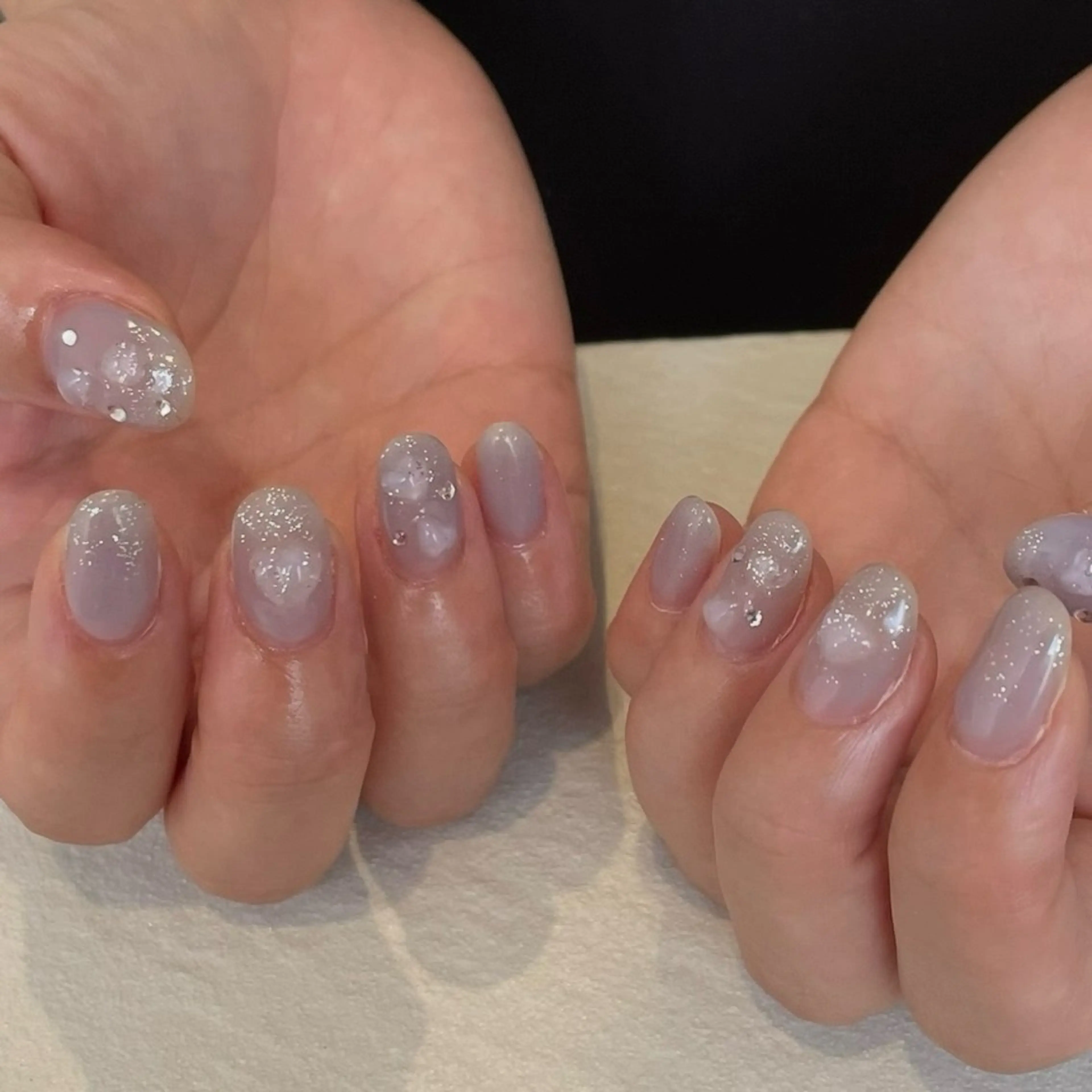 ネイル キラキラネイル ハンドネイル moufu.所属・moufu.nail /sayaka 本町のネイルデザイン