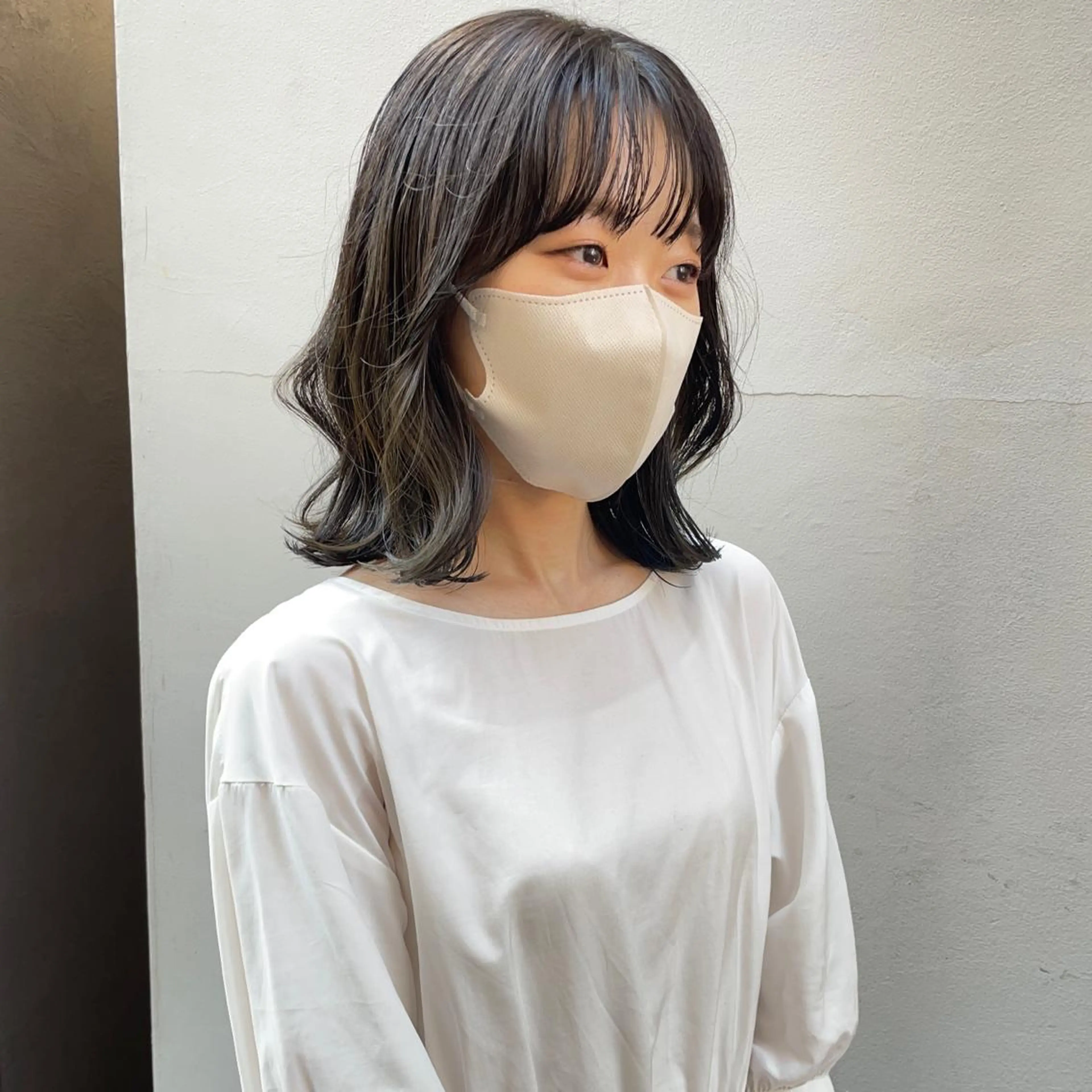 ミディアム カット ヘアカラー トリートメント 小濱 拓也のヘアスタイル