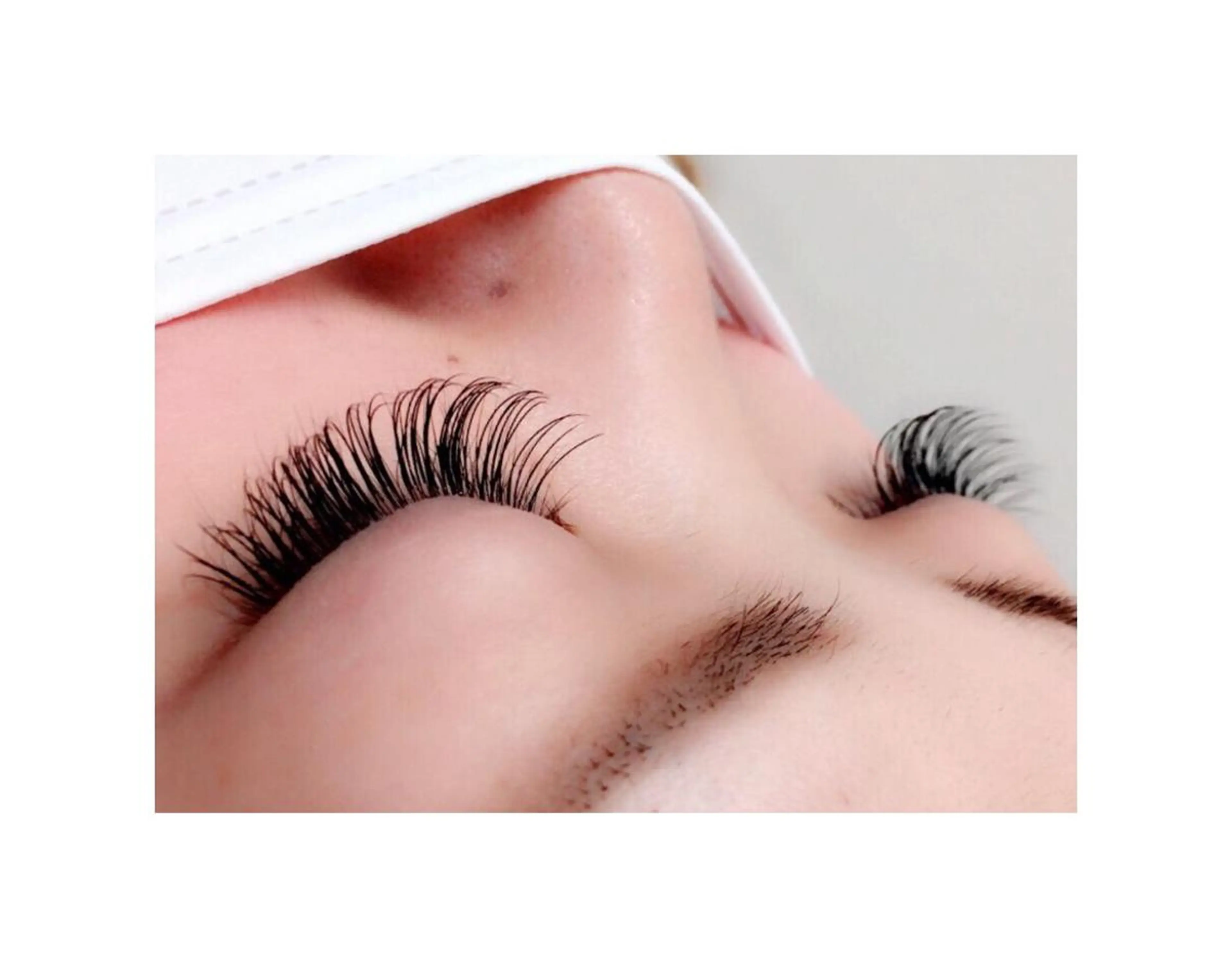 マツエク・マツパ 🥚sumire🥚 アイデザイナーの眉毛・アイブロウイメージ