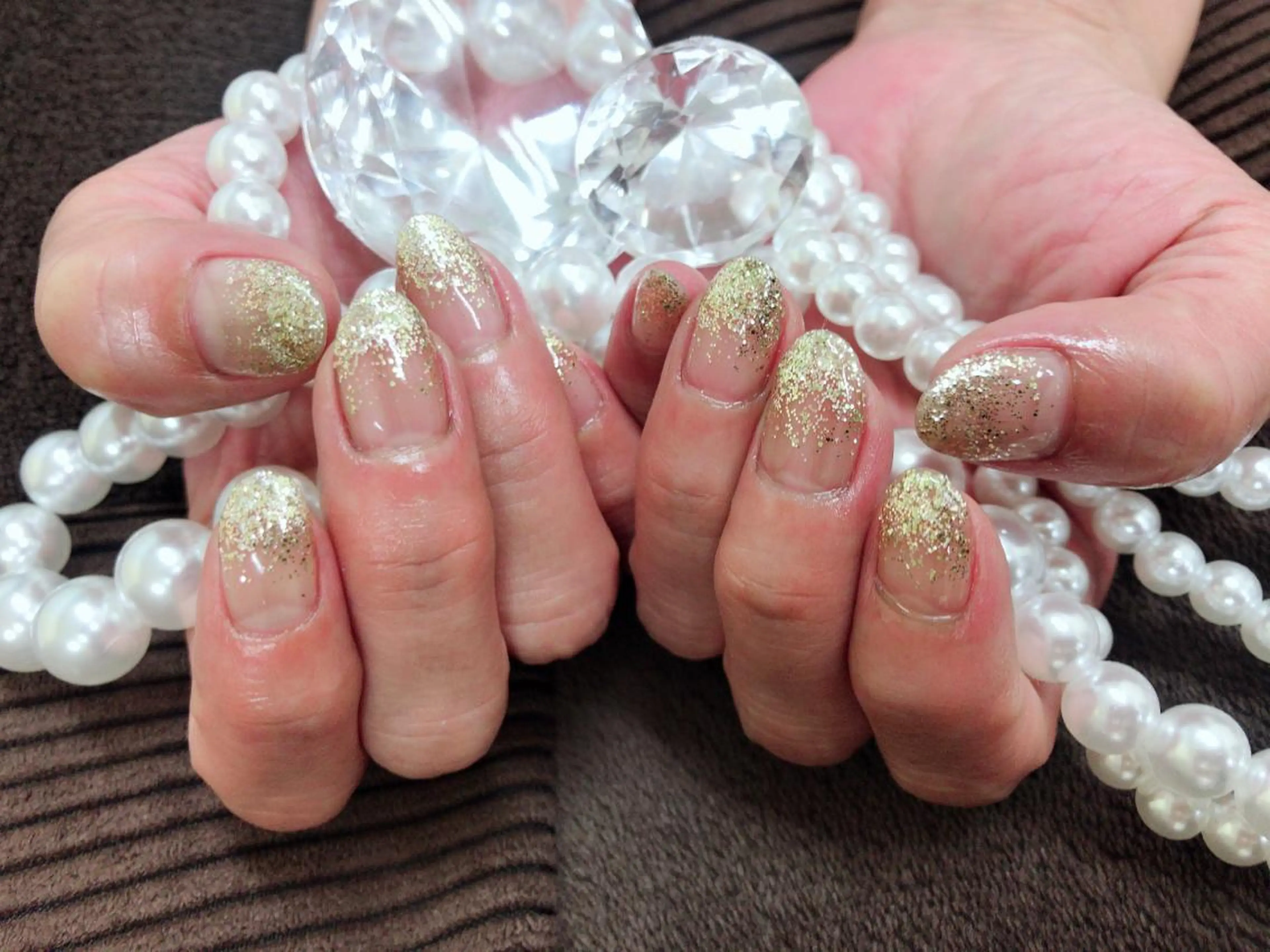 ネイル ゴールド ゴージャス グラデーション ラメ(グリッター) ラメグラデーション ﾌｨﾙｲﾝ専門ﾈｲﾙｻﾛﾝ彩 博多駅前店所属・ネイルサロン 彩 irodoriのネイルデザイン