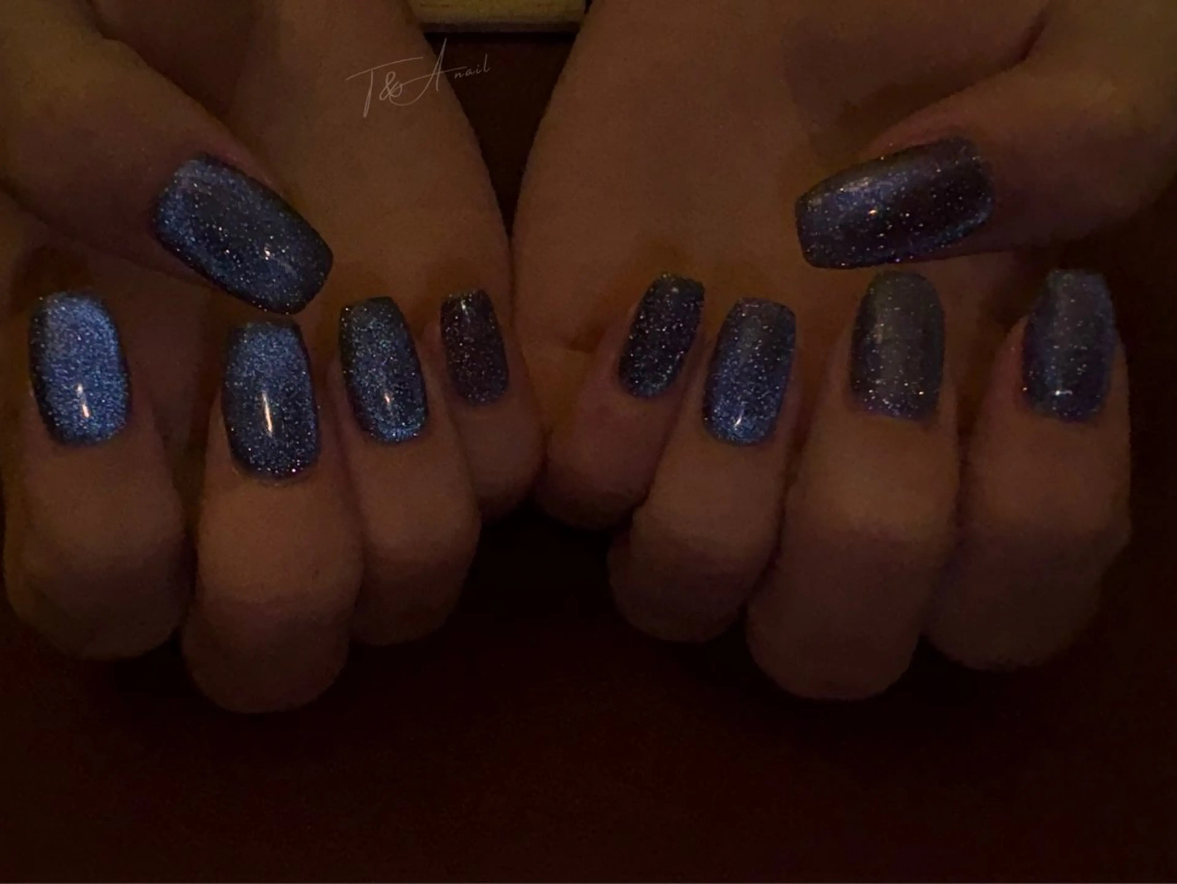 ネイル ブルー 長さ出し フラッシュネイル ジェルネイル スカルプネイル ハンドネイル T&A nailのネイルデザイン