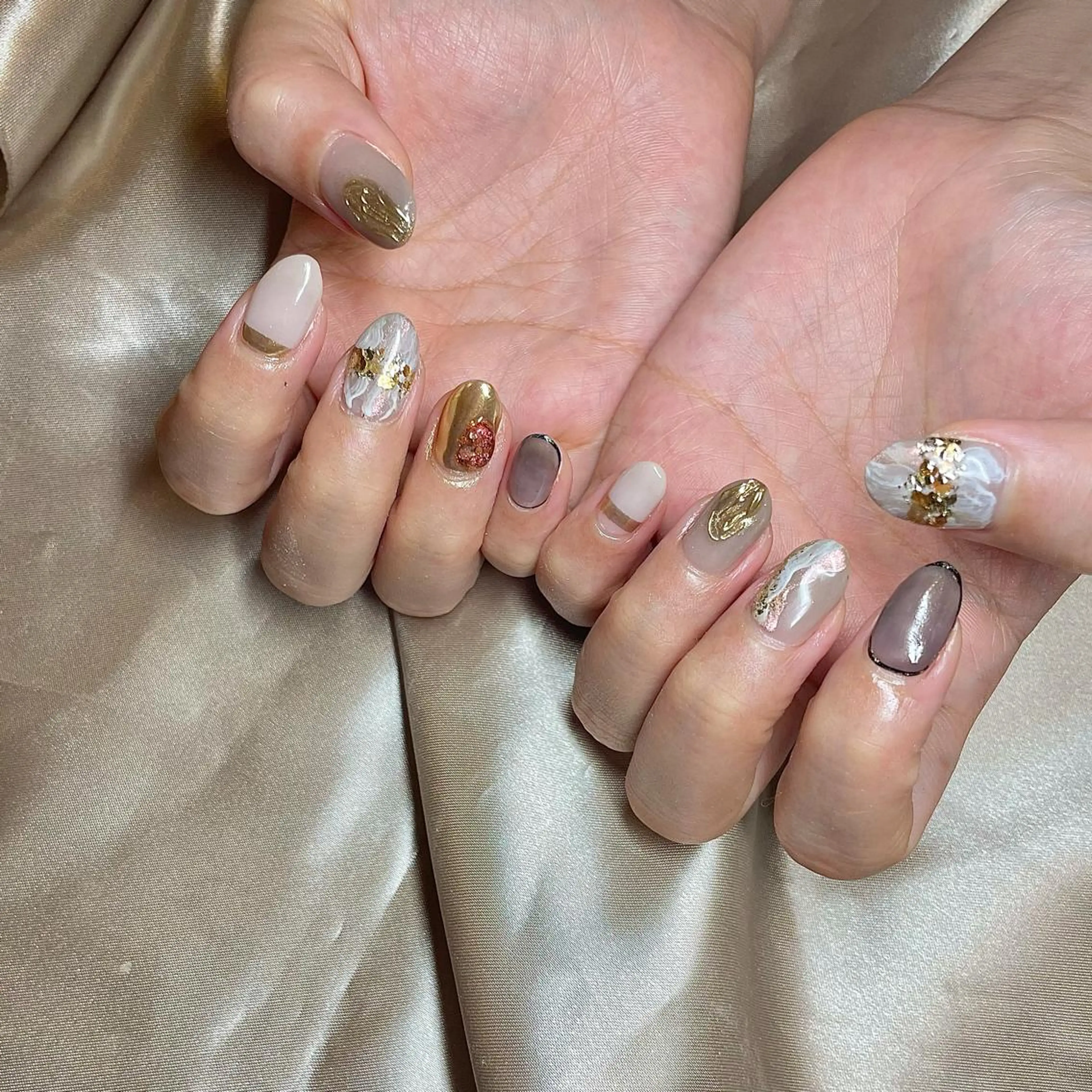 ミディアム カラー パーマ ヘアアレンジ メンズ キッズ ネイル マツエク・マツパ グレージュ ミラーネイル nail&eye Aoのマツエク・マツパデザイン