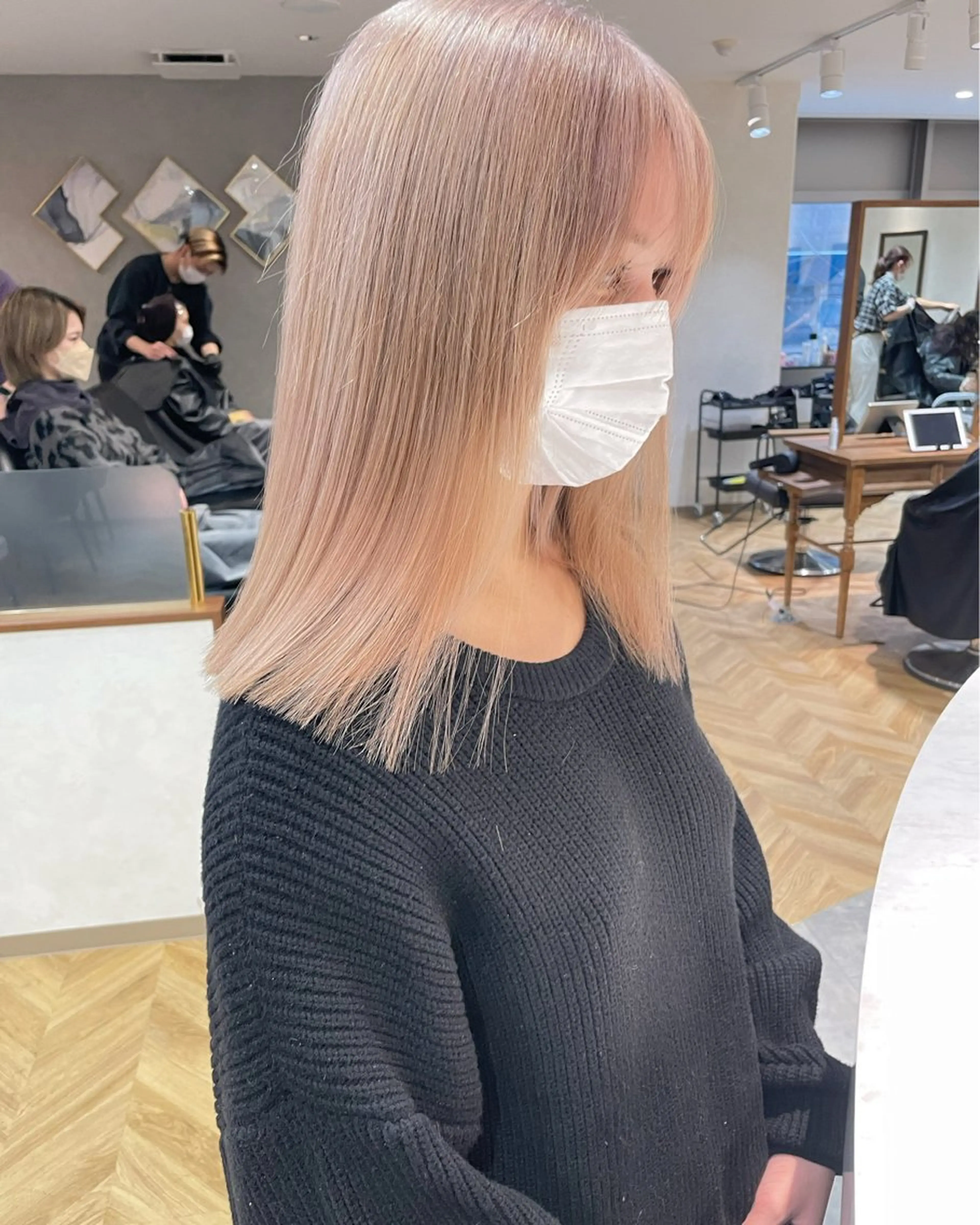 ミディアム カラー ヘアカラー トリートメント ハイトーンヘア れおん🌙のヘアスタイル