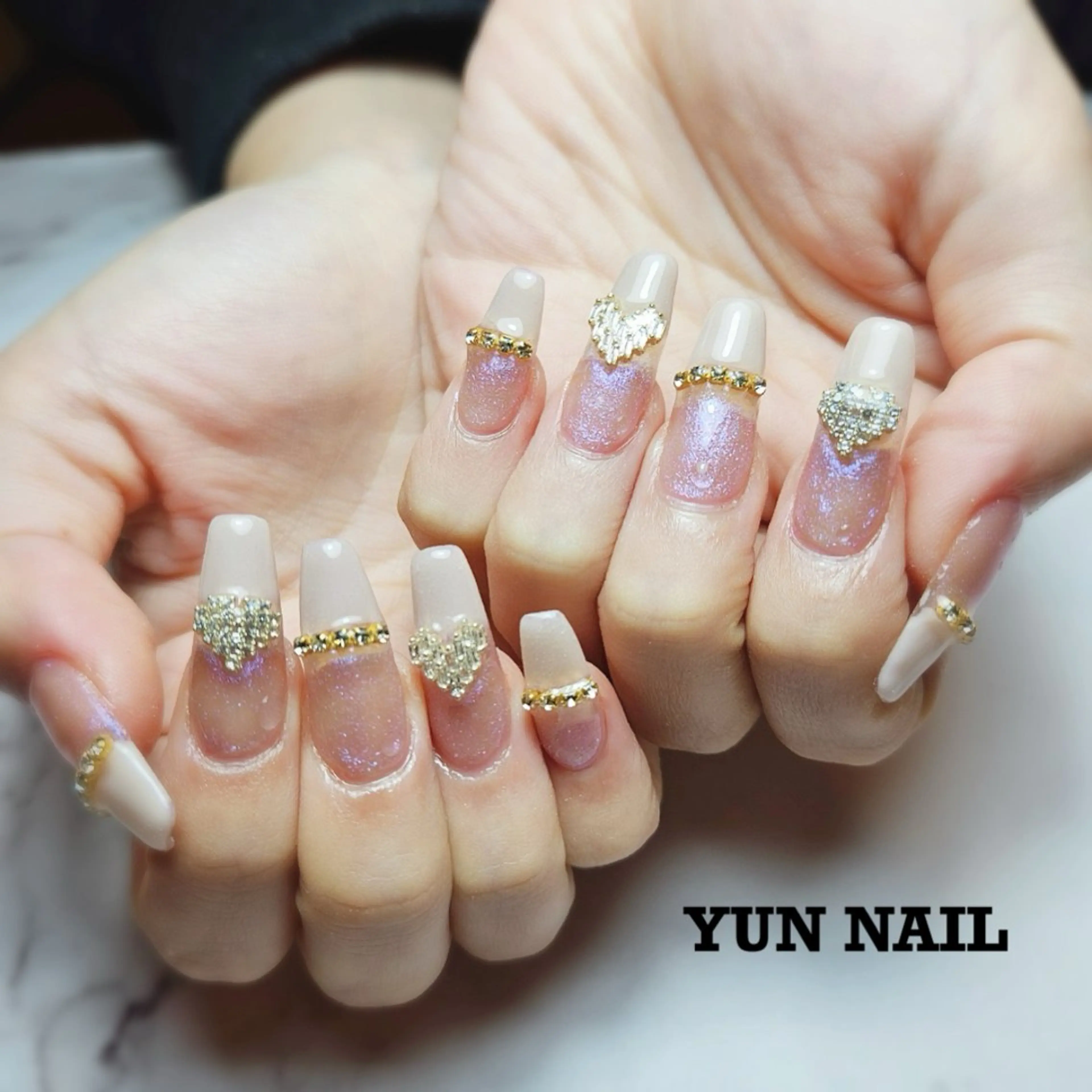 ネイル 🌈Yun nail hyejin💋のネイルデザイン