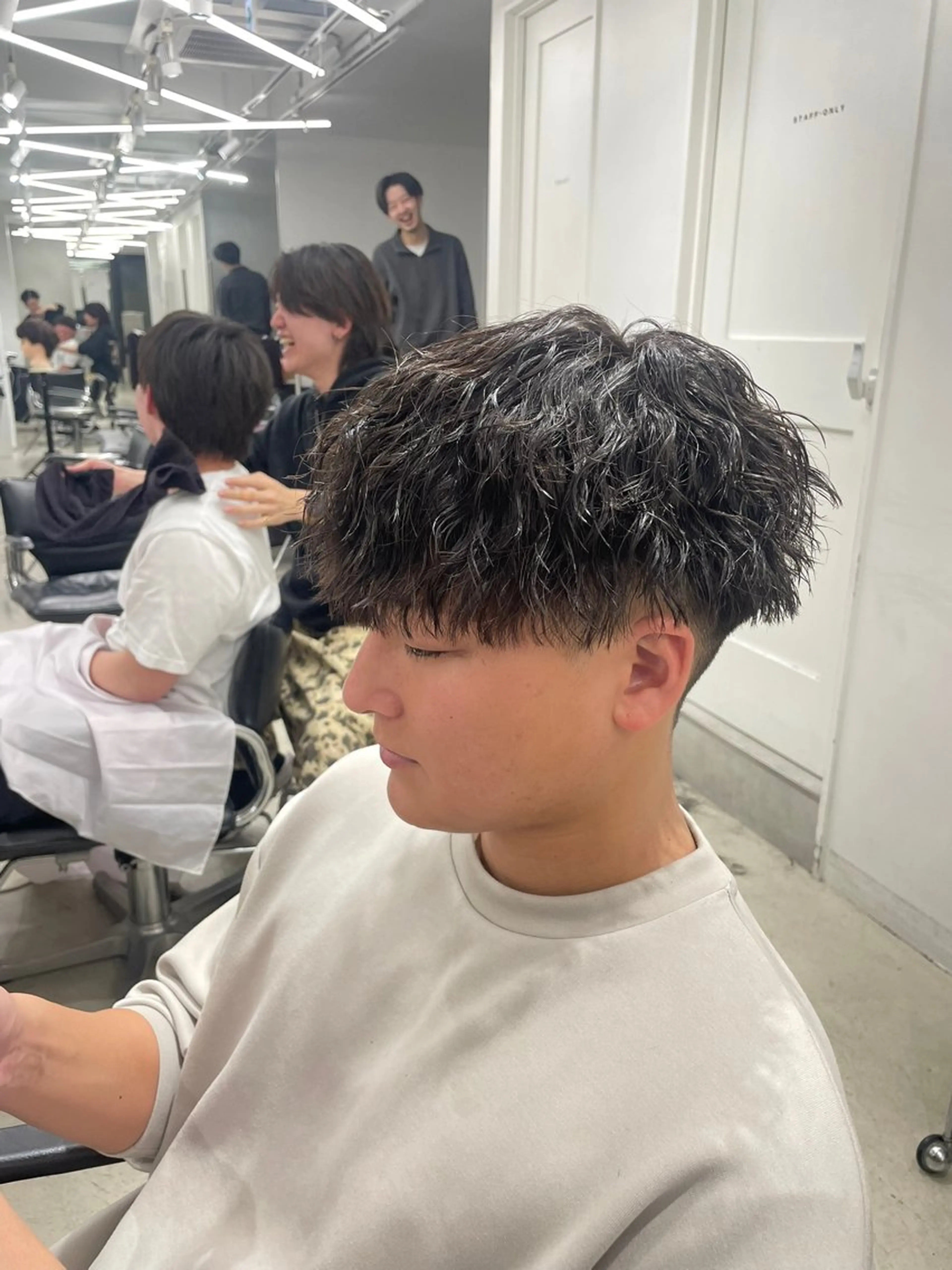 パーマ メンズ メンズパーマ ツイストスパイラルパーマ スパイラルパーマ カット パーマ メンズ/シャドウ/ 波巻き/kyogoのヘアスタイル