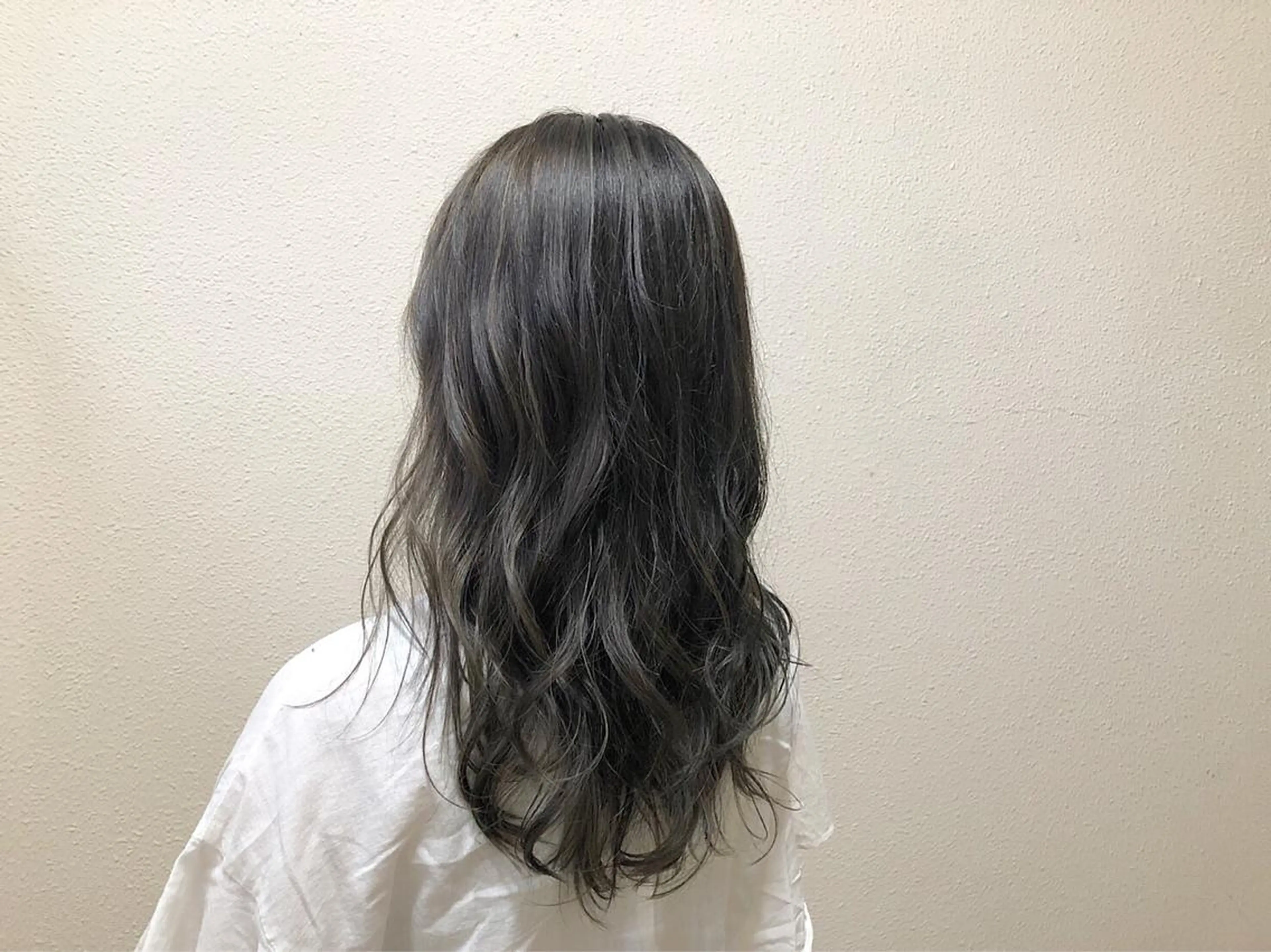 ロング カラー ハイライトカラー ハイライト 半個室女性salon 🩰Natsumiのヘアスタイル