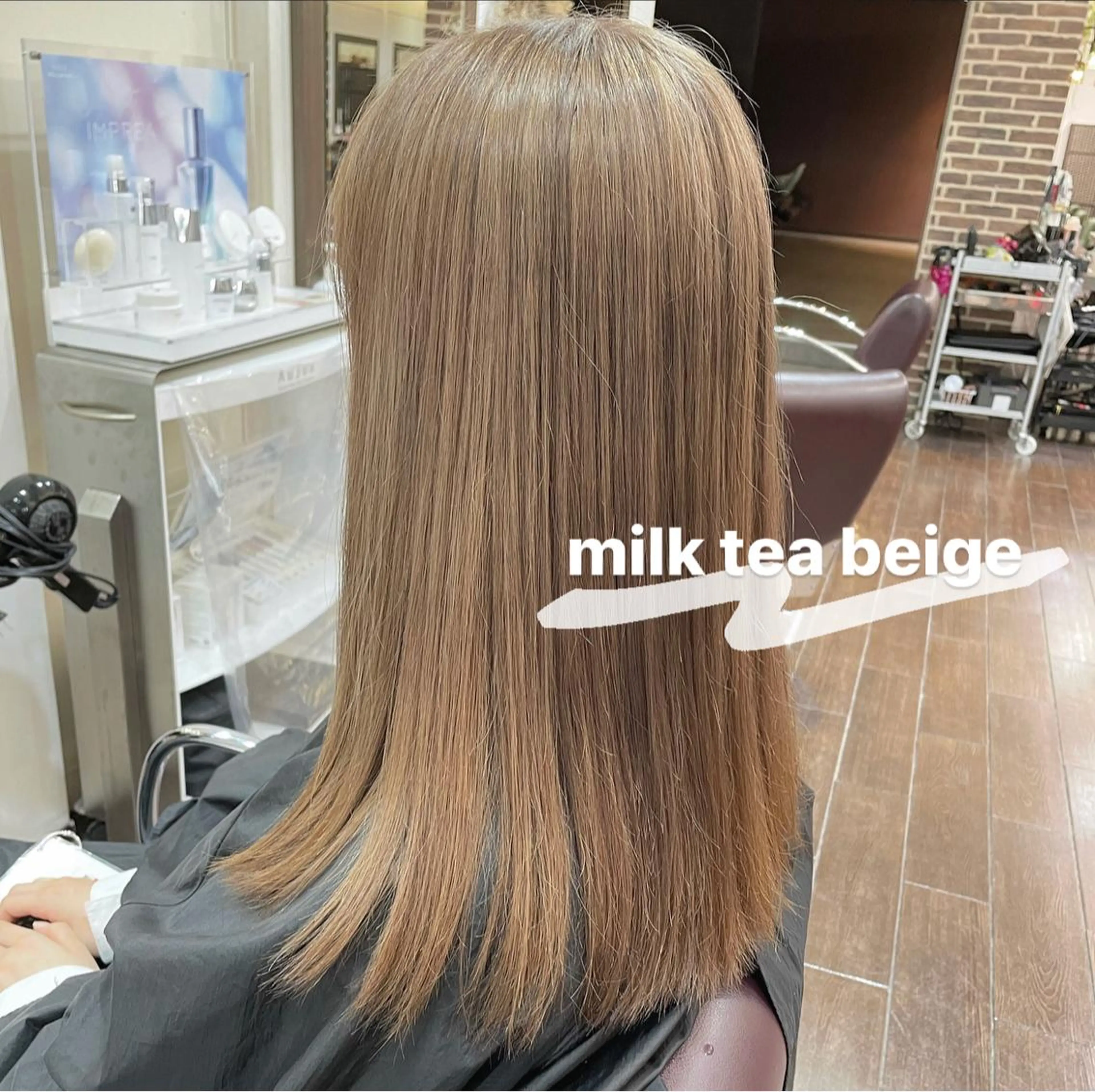 ロング カラー ベージュカラー ブリーチ ミルクティーベージュ ヘアカラー トリートメント 韓国ヘア🦋 MIYUのヘアスタイル