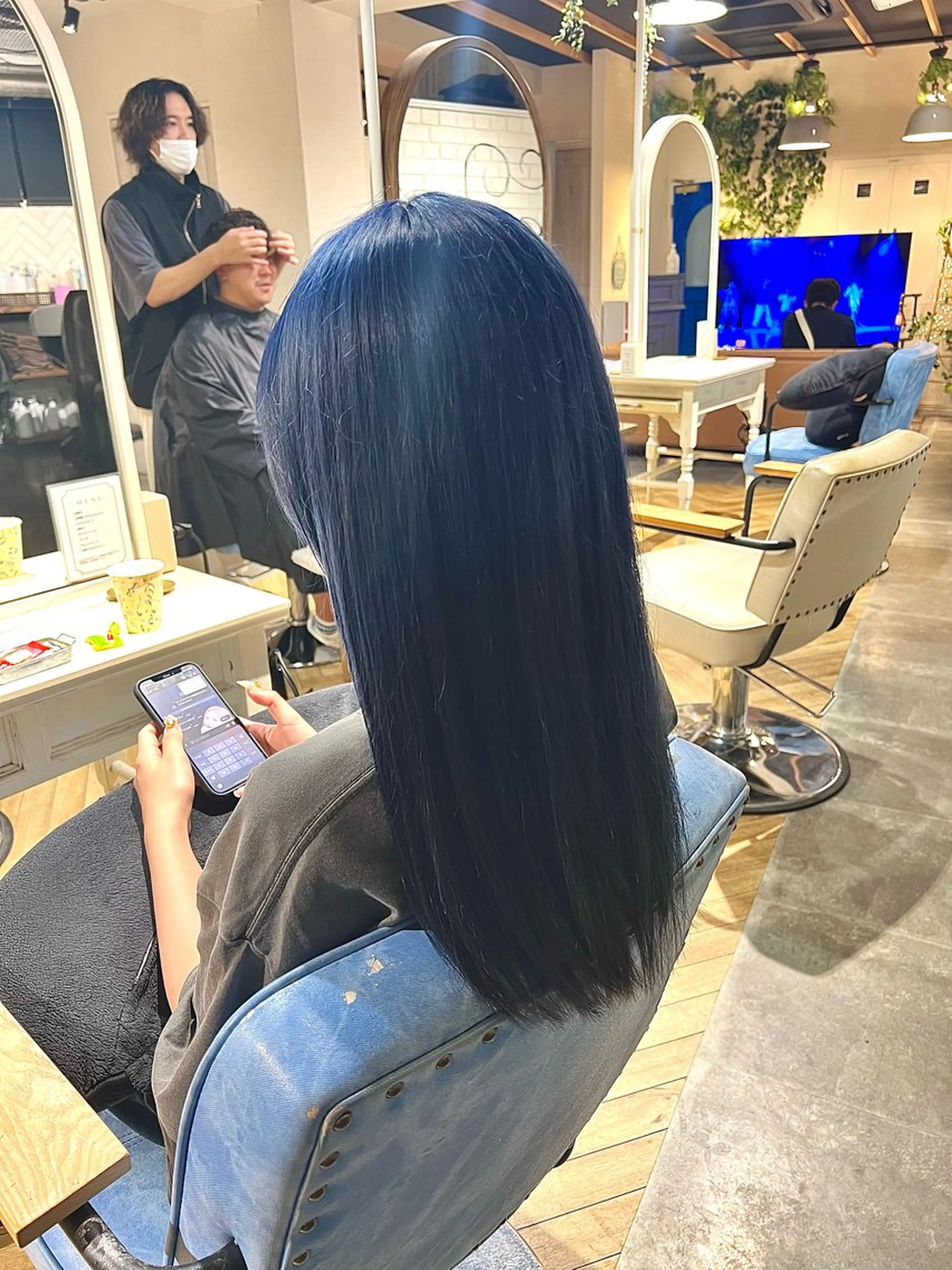 セミロング カラー umber royce所属・SEKIMOTO IBUKIのヘアスタイル