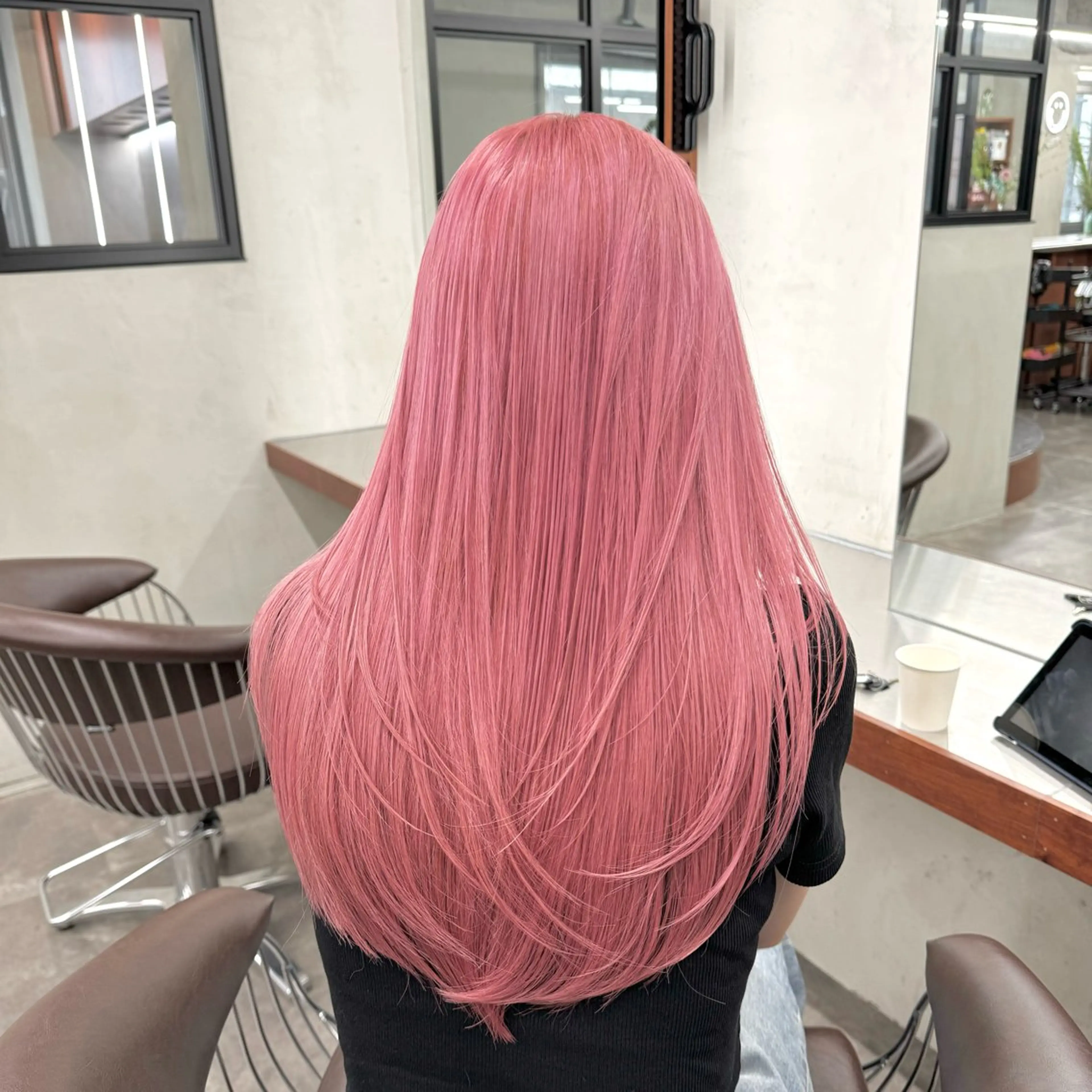 ロング アッシュ ラベンダーベージュ ピンクブラウン ボブ 髪質改善 カット ヘアカラー トリートメント nico TOKYO 渋谷所属・ブリーチ ハイトーン 特化🌈フジタハルキのヘアスタイル