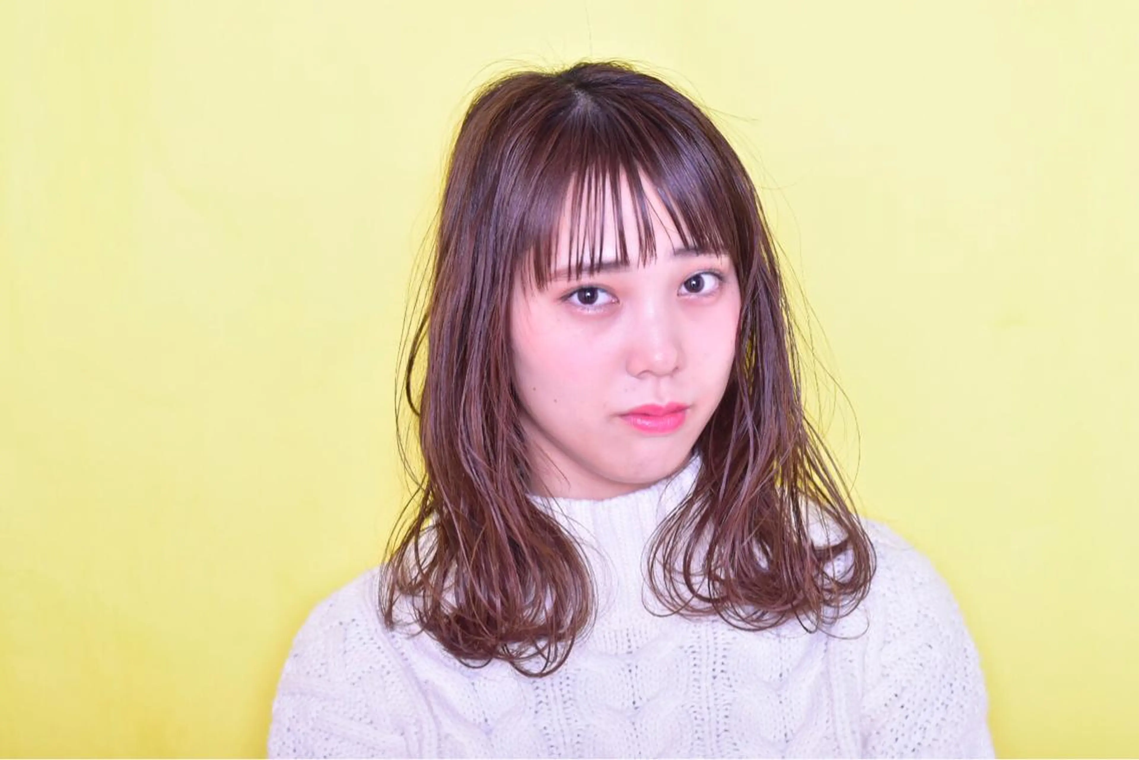 セミロング カラー パーマ クロスパーマ× 透明感カラー✂︎のヘアスタイル