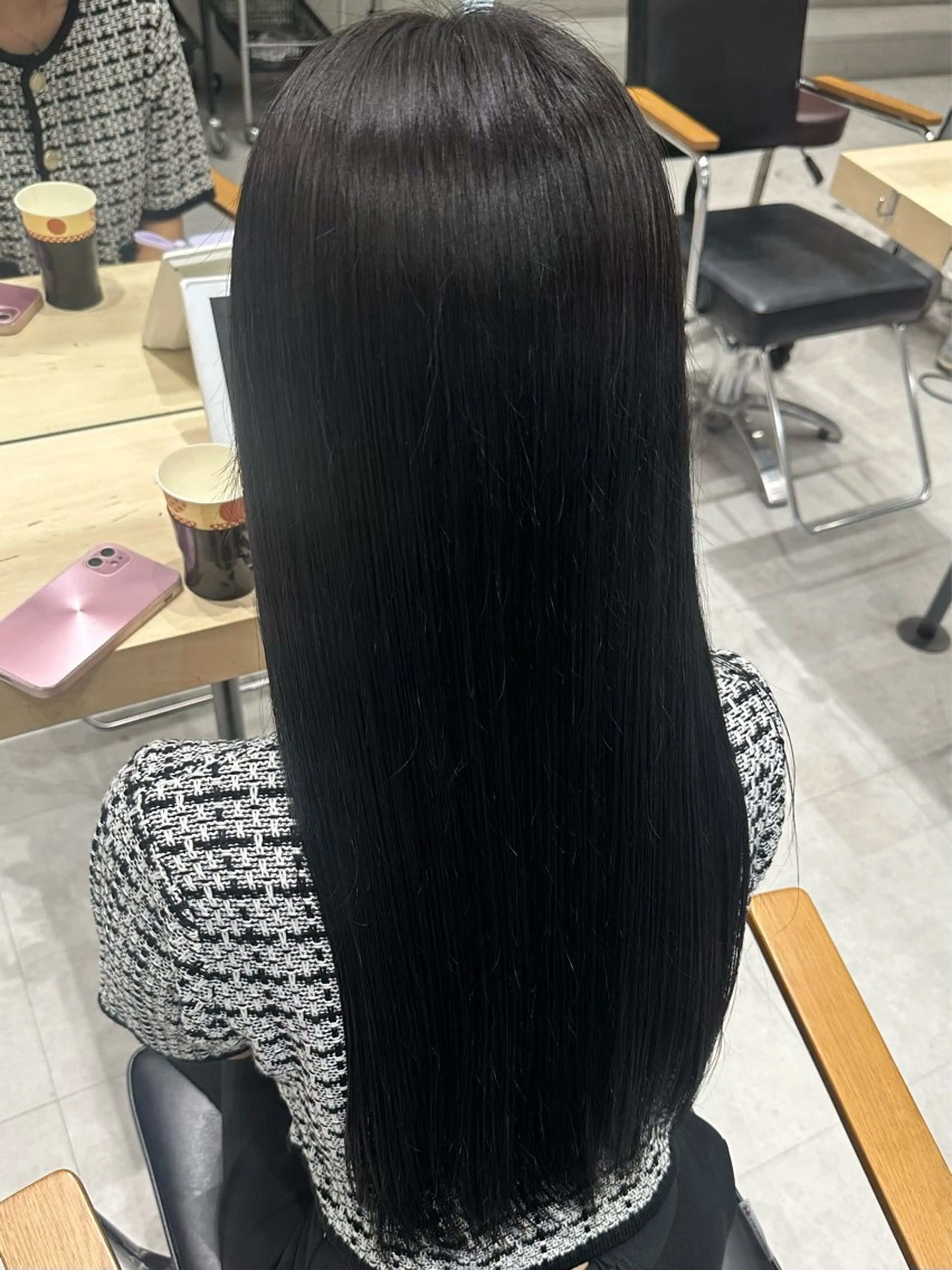 ロング カラー 黒髪 ブルーカラー ブルーブラック Rei /透明感×韓国ヘアのヘアスタイル