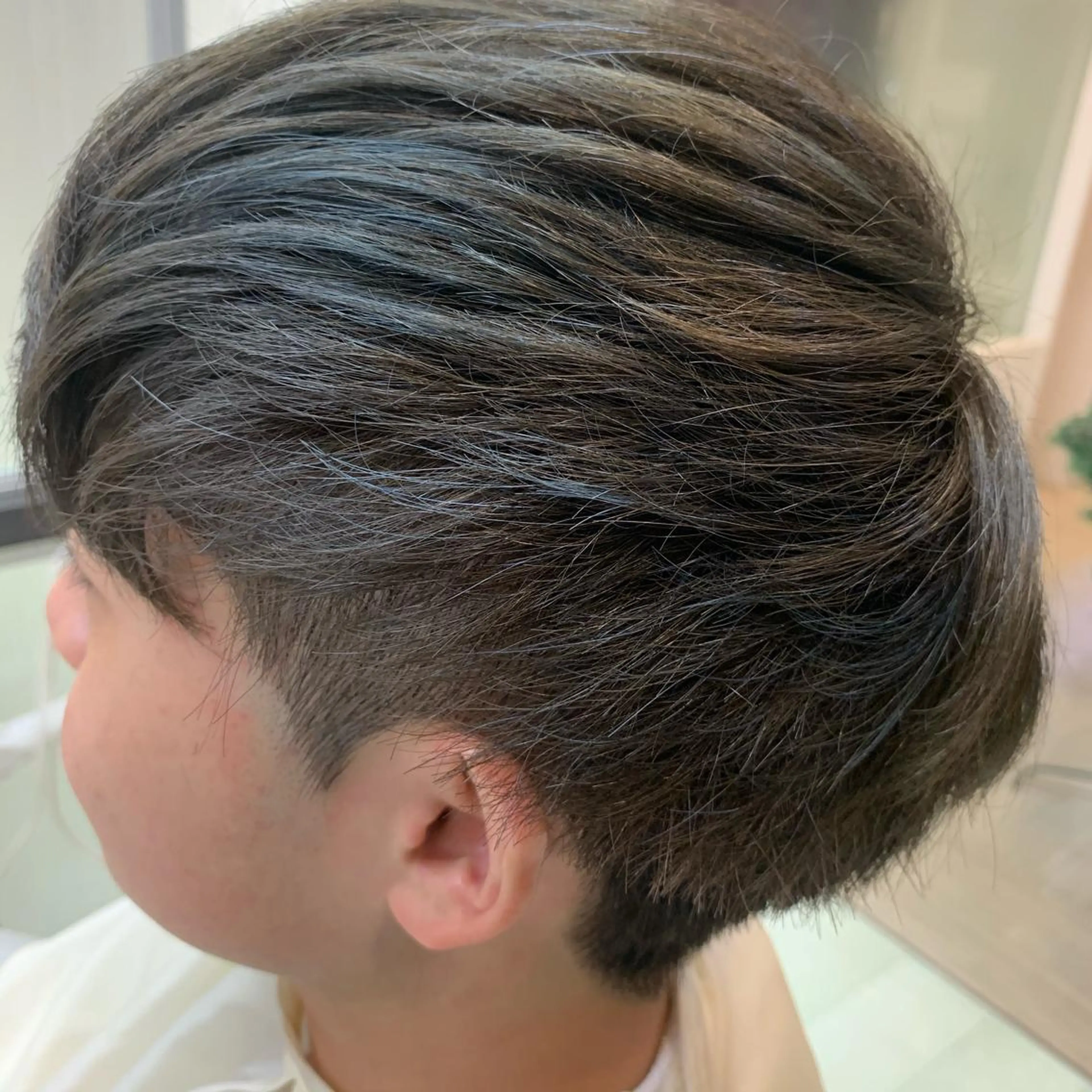 ショート カラー メンズ ヘアカラー トリートメント ウスイ ハルカのヘアスタイル