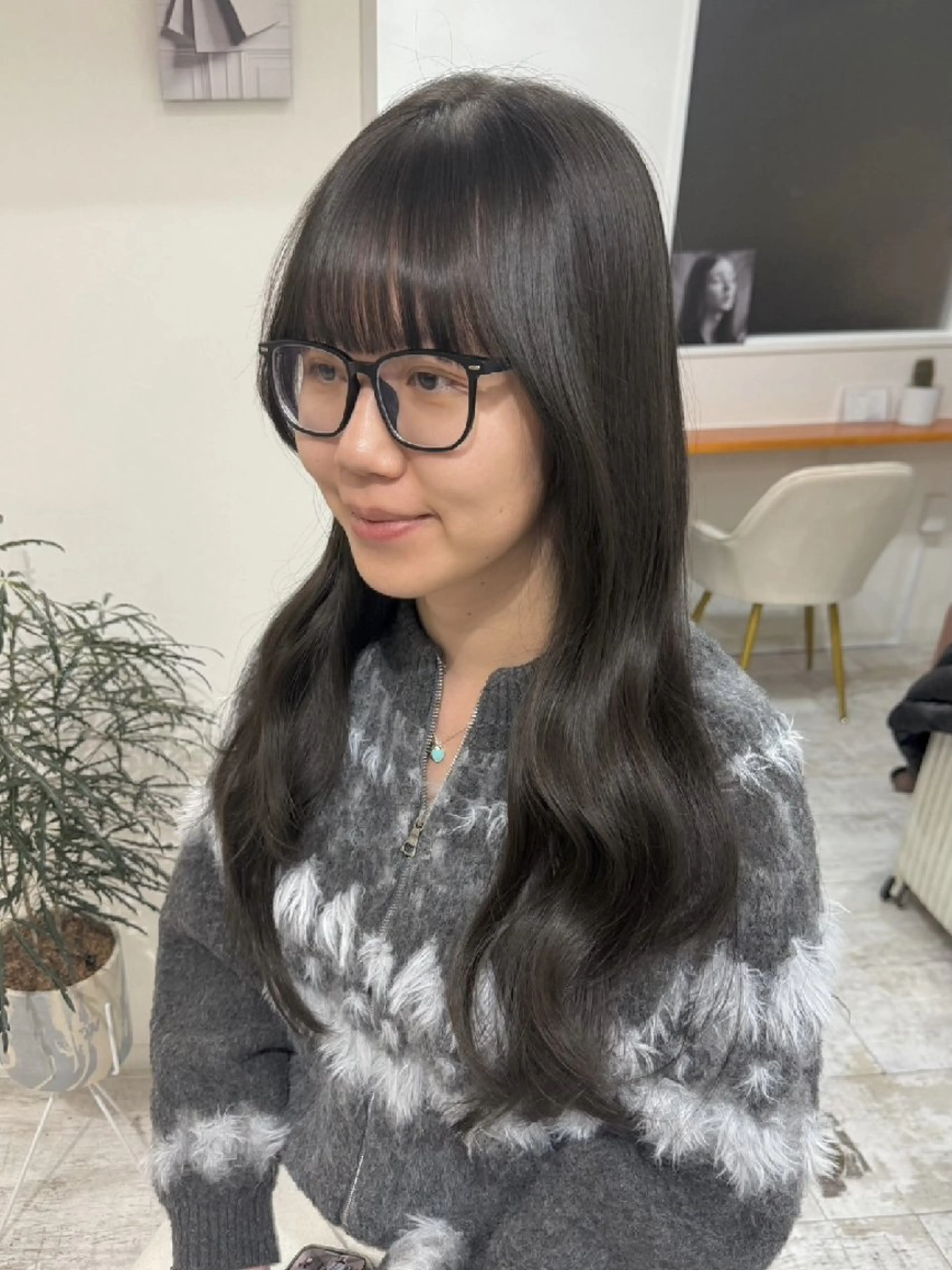 ロング カラー カット ヘアカラー トリートメント piLLon 心斎橋のヘアスタイル