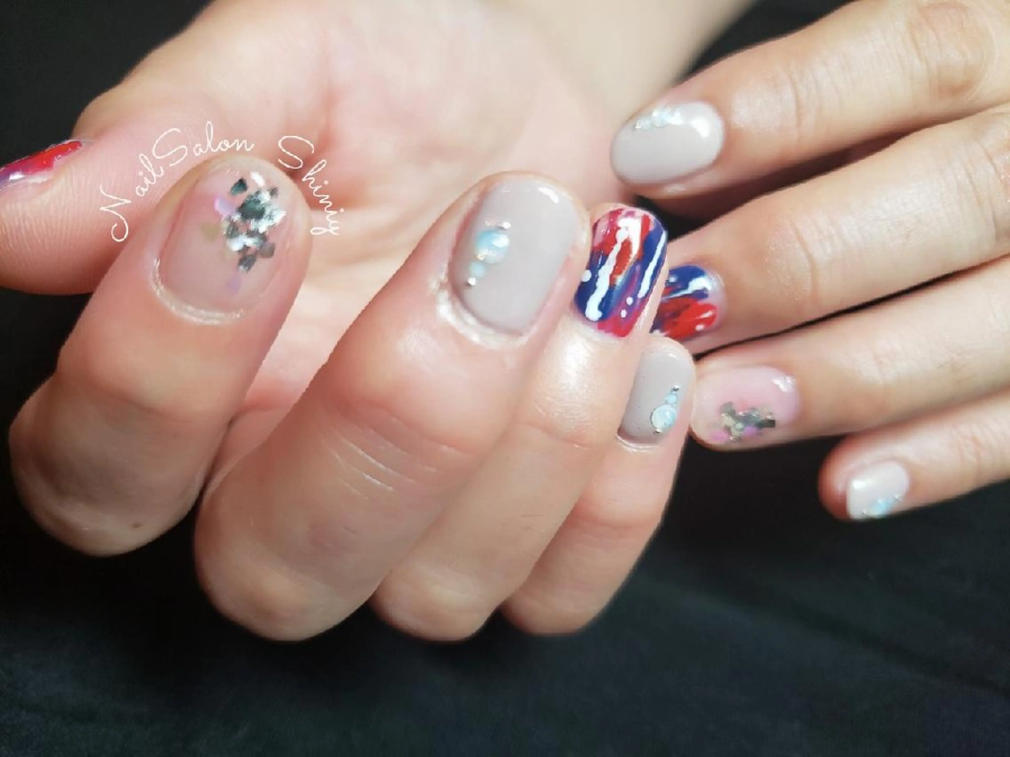 ネイル アートネイル ショートネイル ネイル＆脱毛サロン マキのネイルデザイン