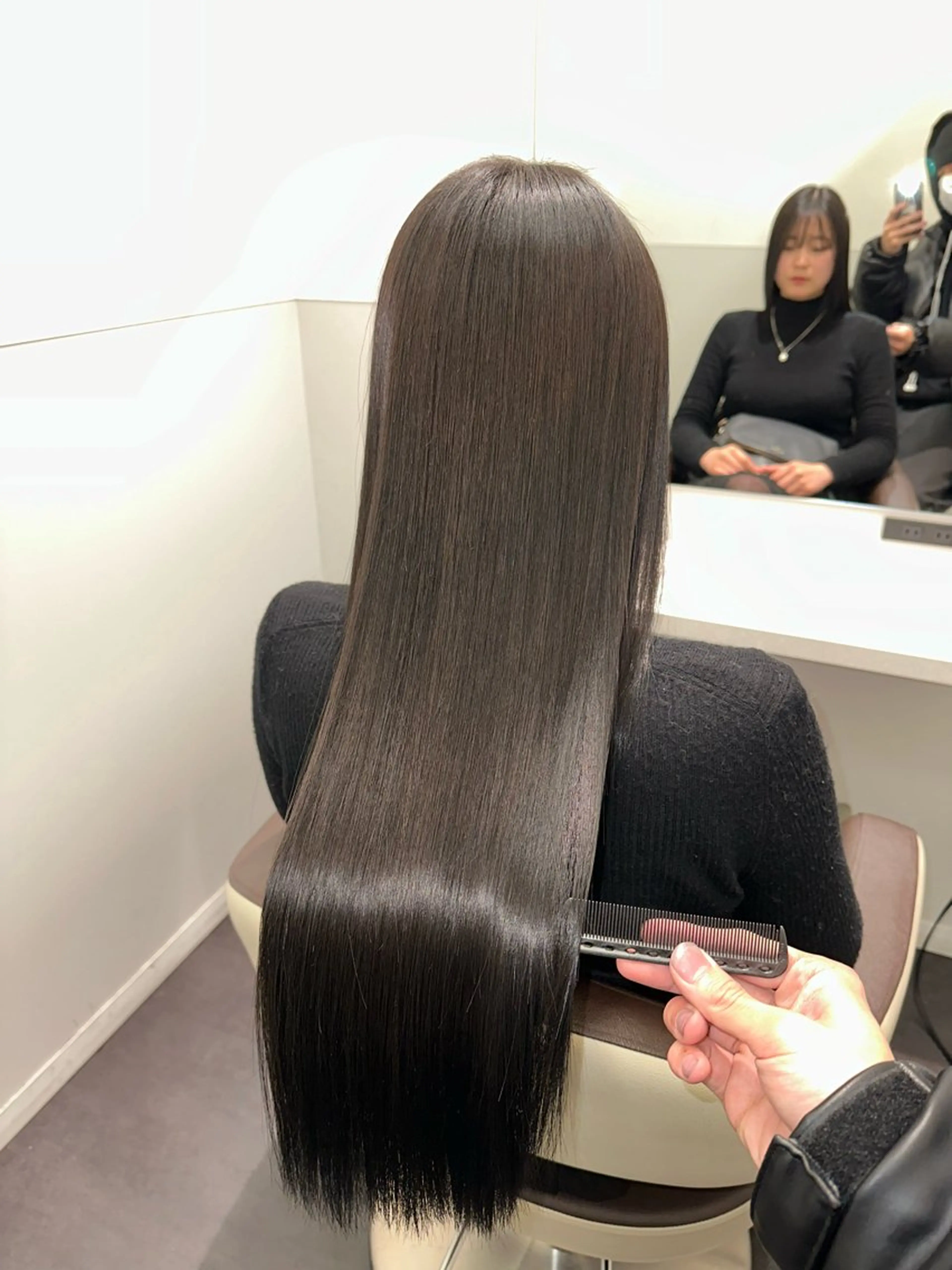 ロング Wisteria所属・美髪特化✨ 伊織✨縮毛矯正✨のヘアスタイル