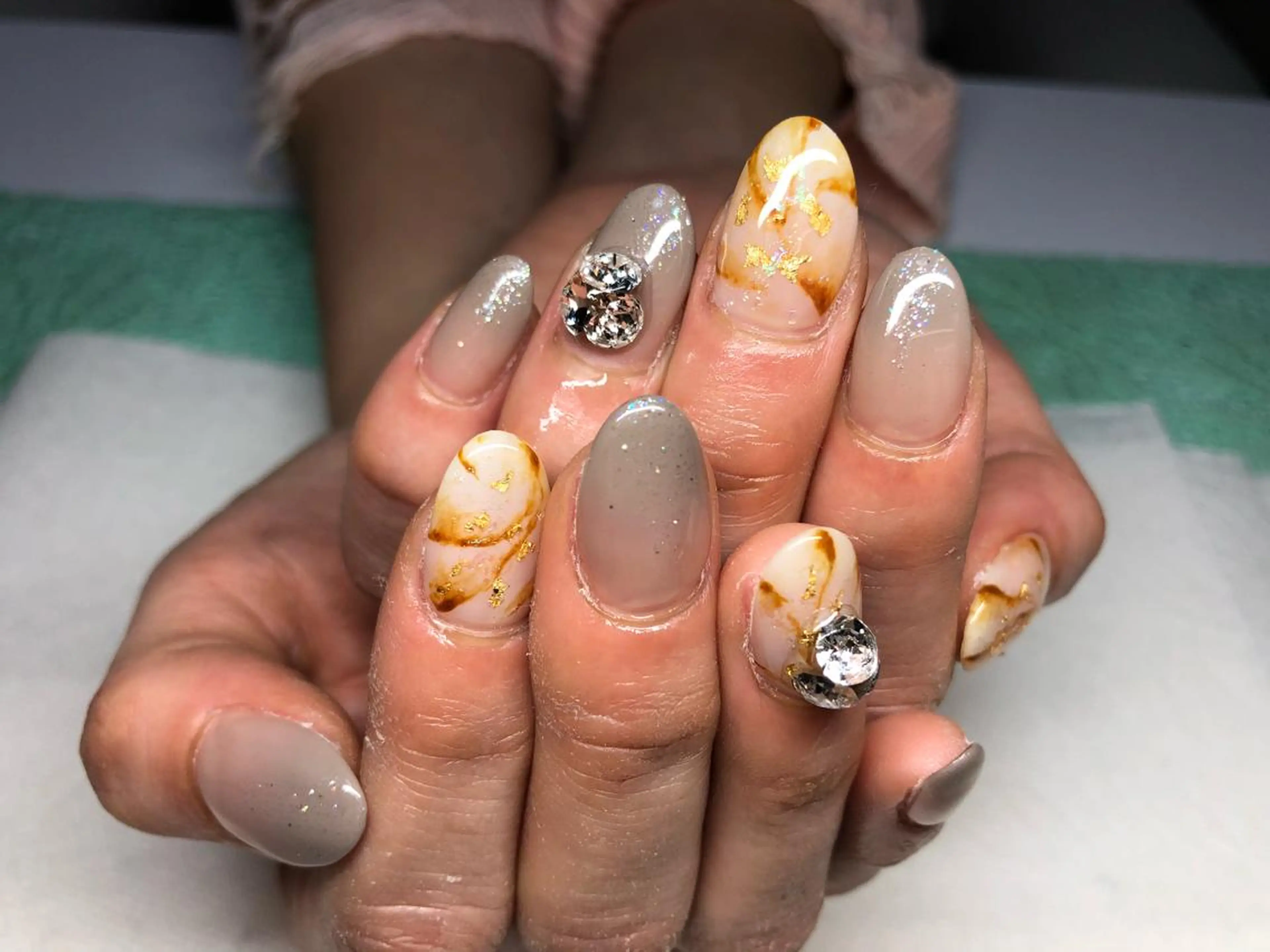 ネイル Li'leaNail AINAのネイルデザイン