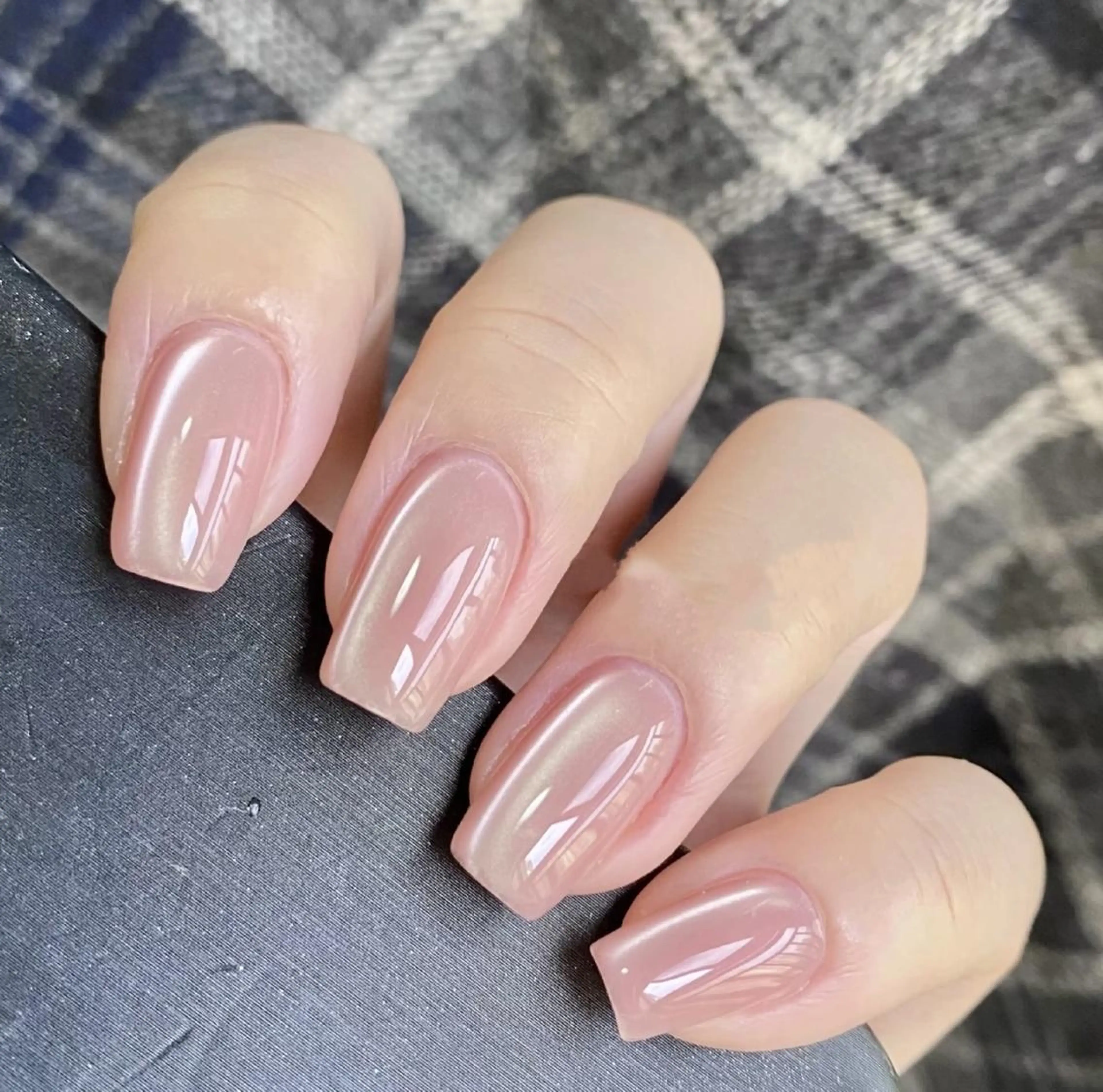 ネイル ハンドネイル RAFFINE 月🦋🩵のネイルデザイン