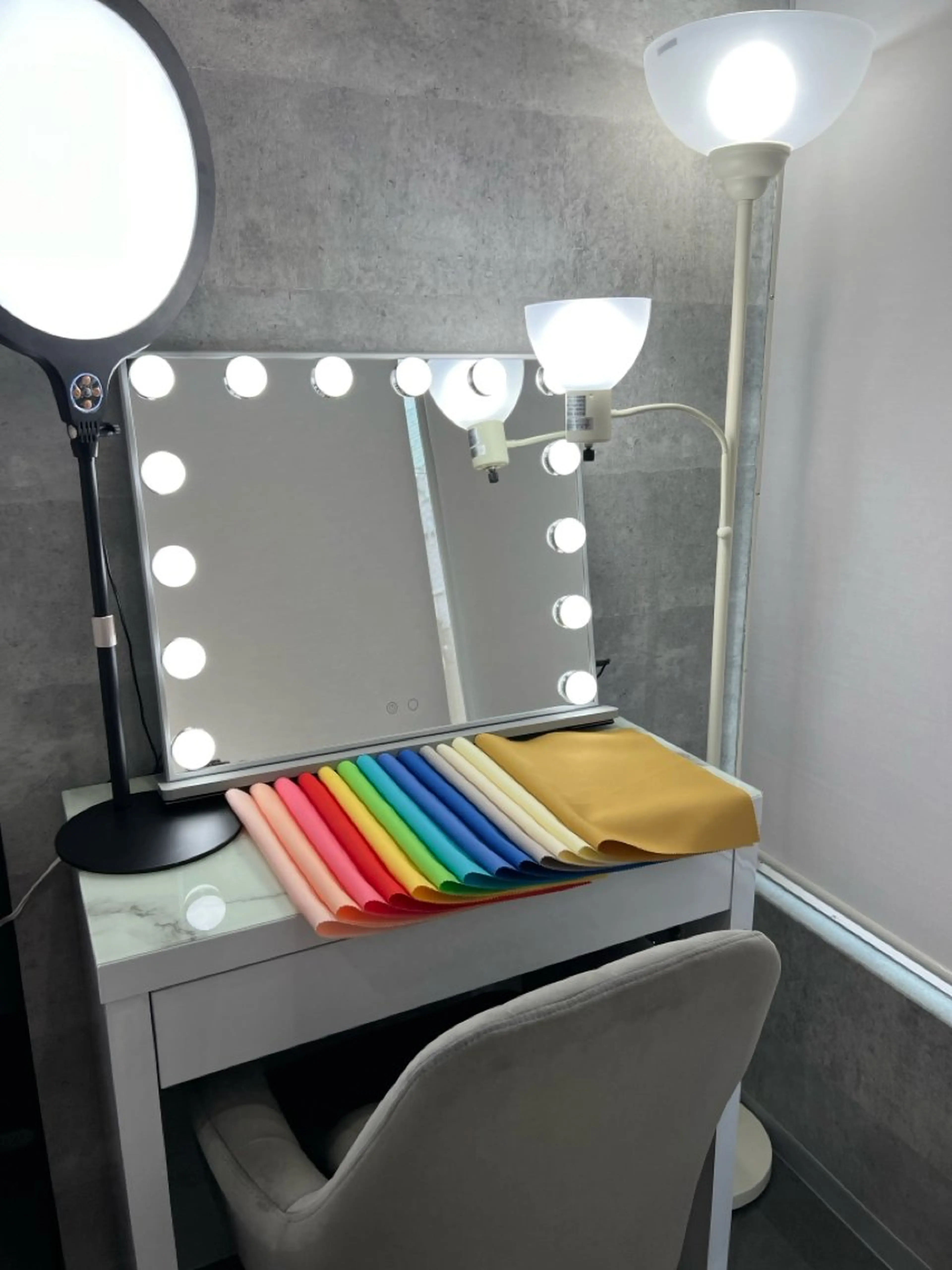 パーソナルカラー診断 /似合わせカラーのヘアスタイル