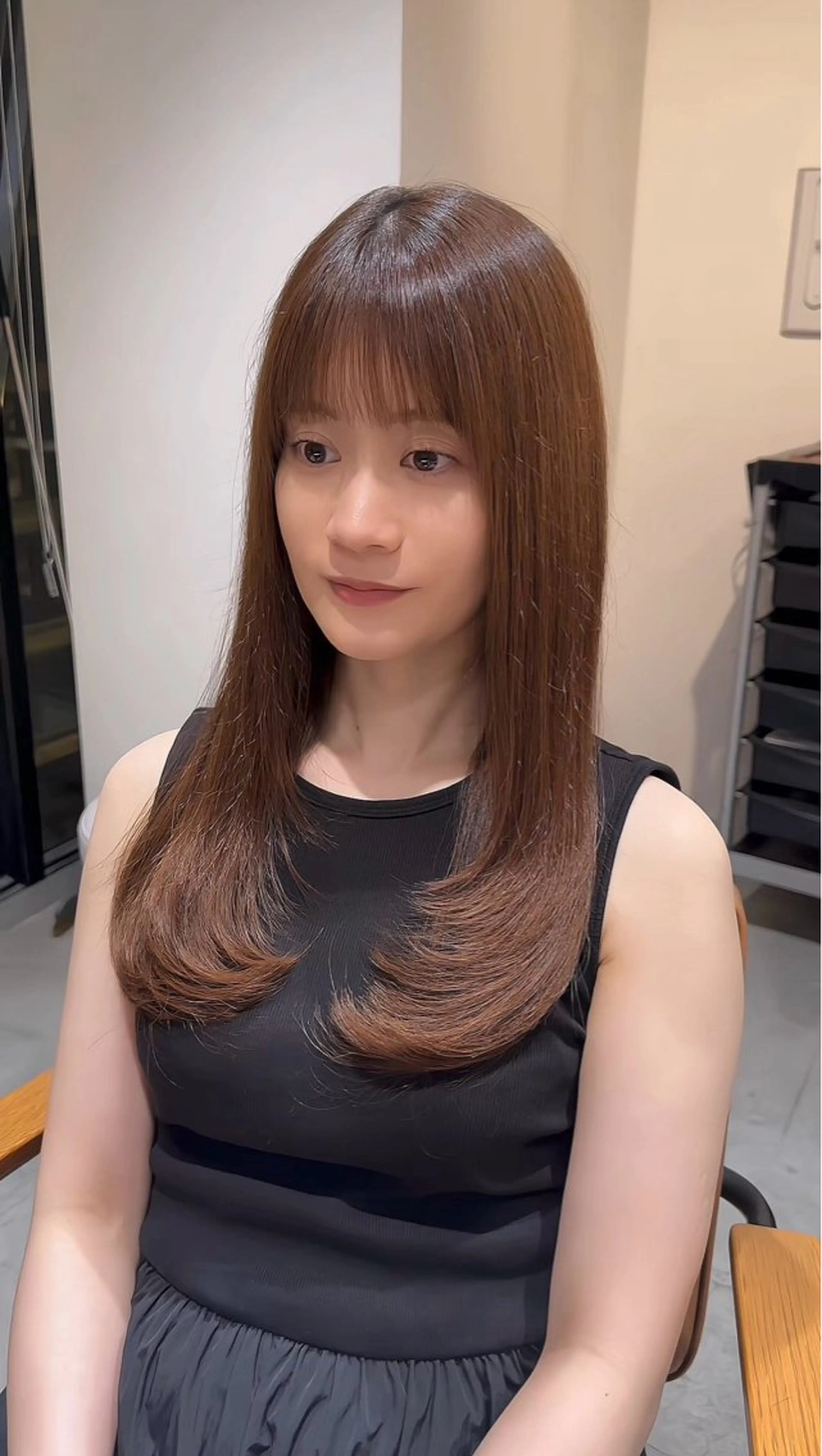 ロング カラー 韓国レイヤーカット 透明感カラー冨田那樹のヘアスタイル