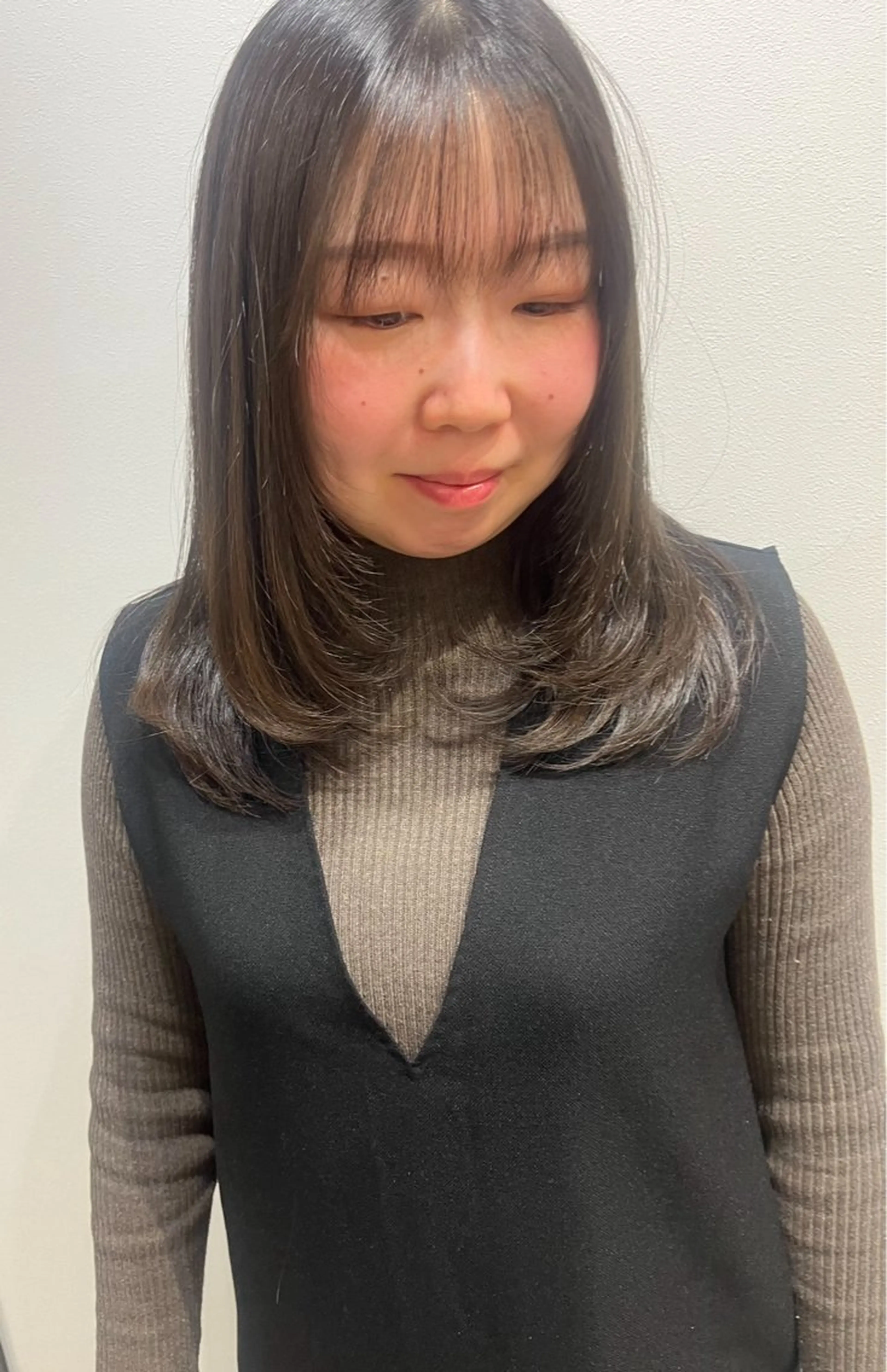 セミロング レイヤーカット 🫧ぷる艶カラー🫧 Yuubi🦩のヘアスタイル