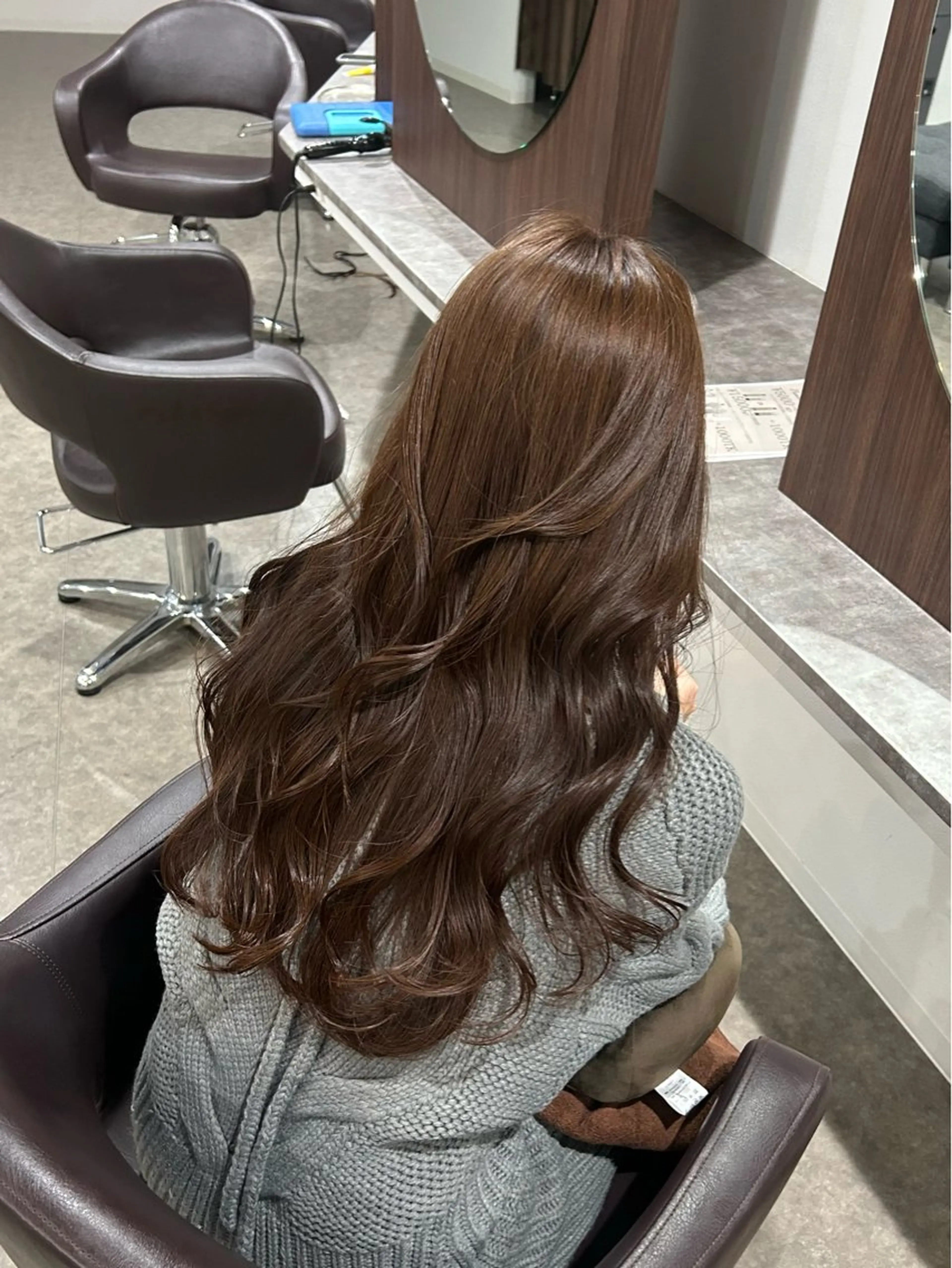 ロング レイヤーカット VIVE counter所属・タナカ レイヤのヘアスタイル