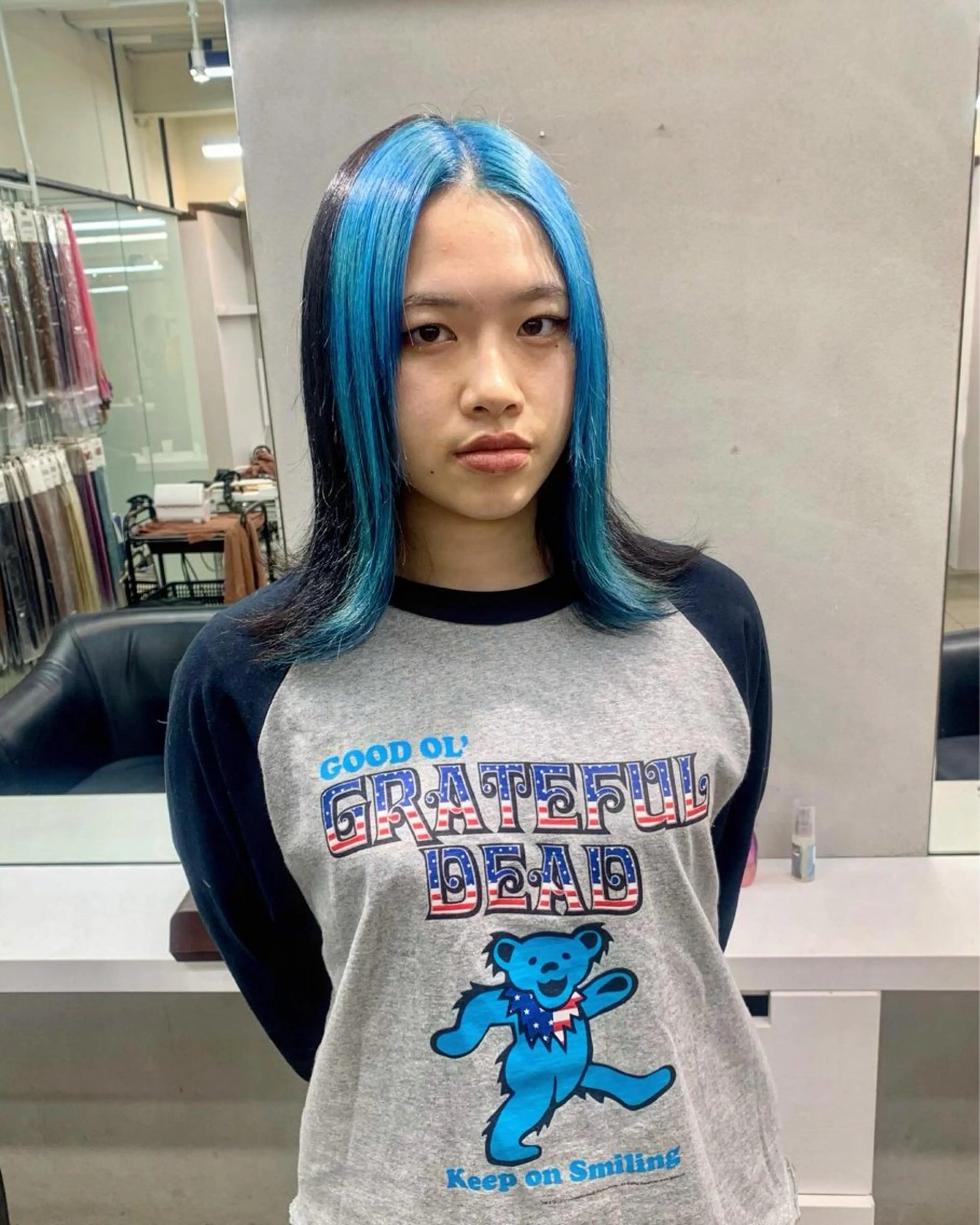 ミディアム カラー ヘアアレンジ ヘアカラー トリートメント 個性爆弾💣 ダブルカラー/ゆかのヘアスタイル