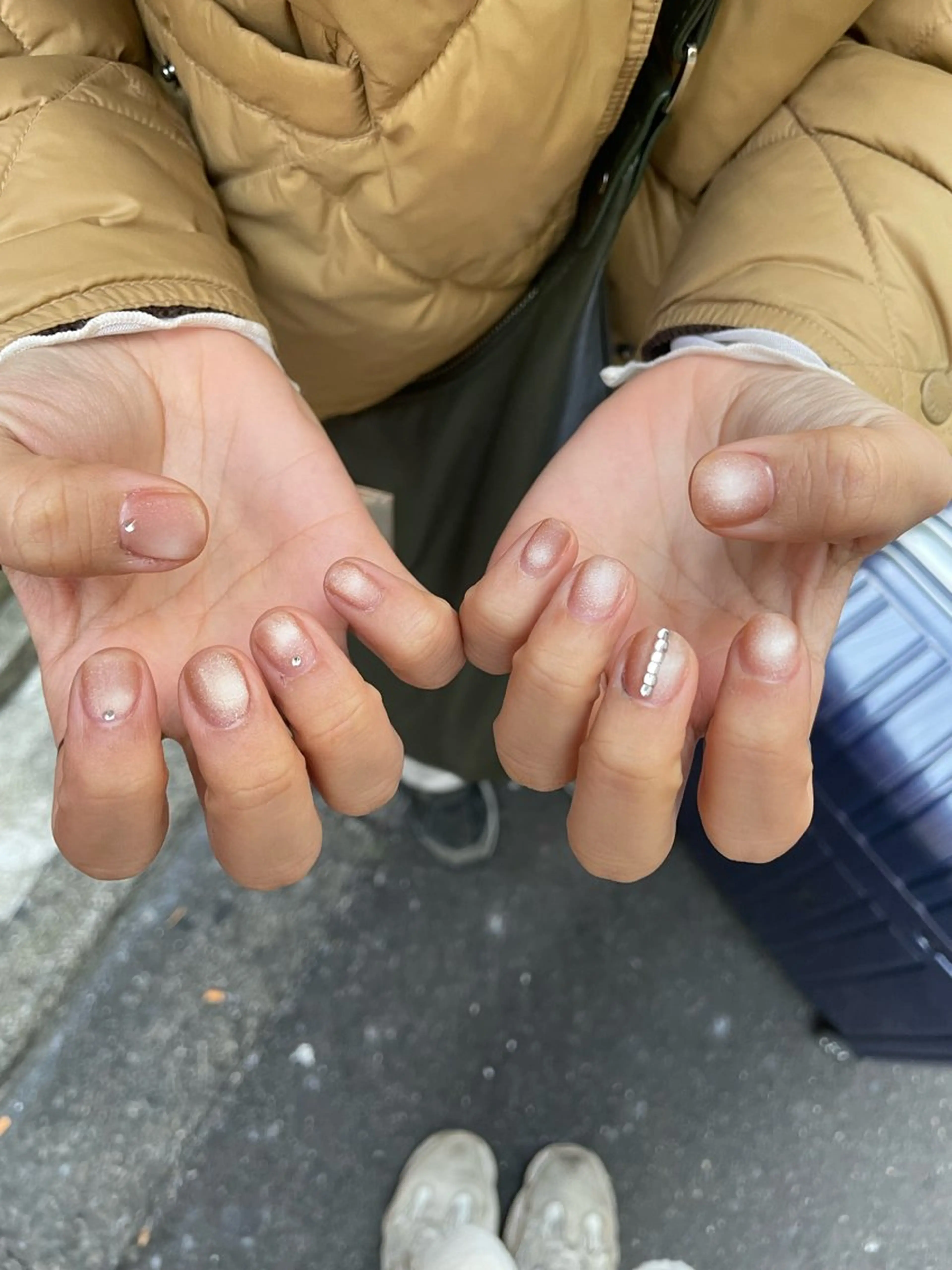 ネイル 𝕐𝕌𝕄𝔼 ┊︎unwindのネイルデザイン