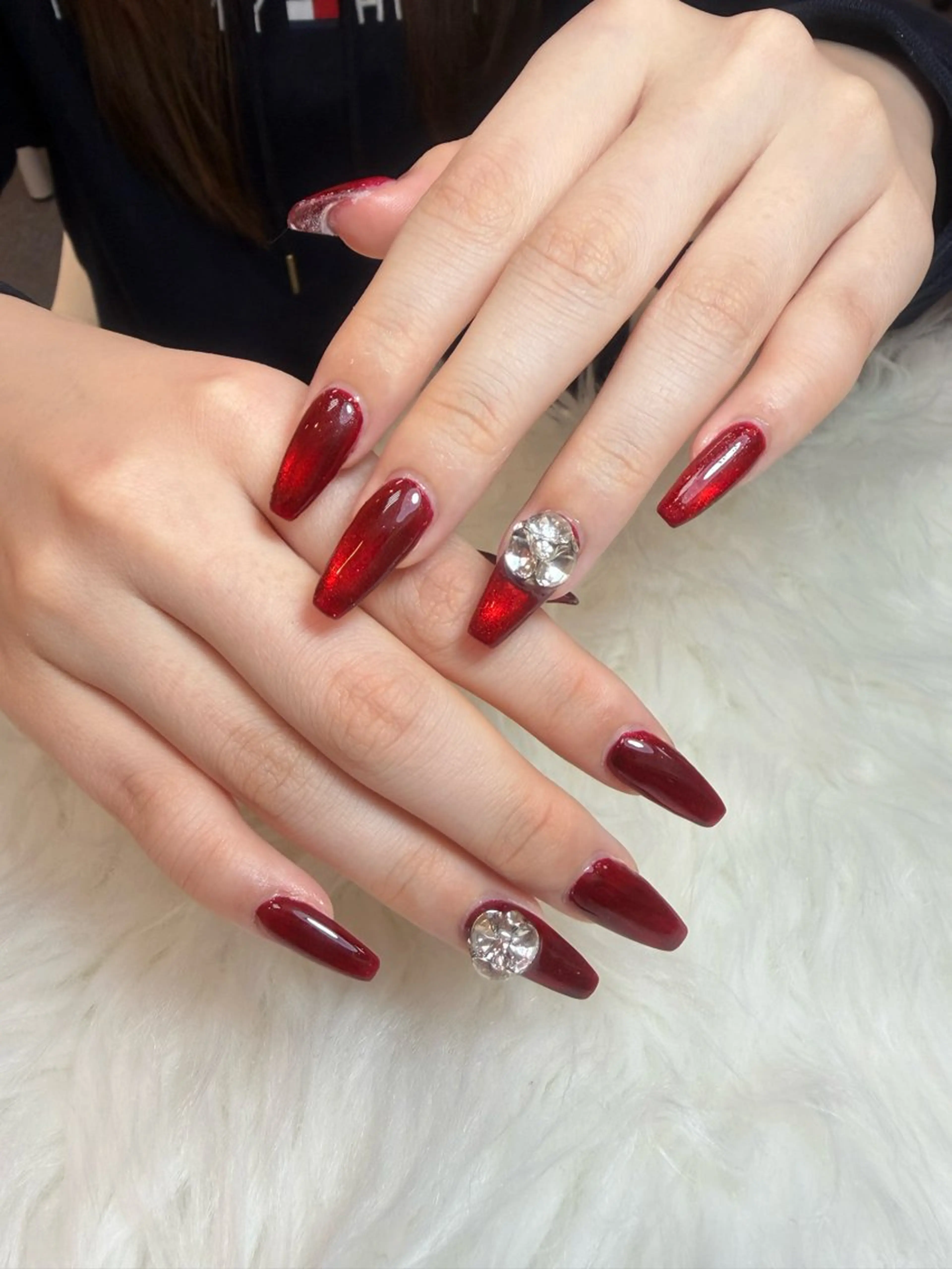 ネイル ジェルネイル キラキラネイル ロングネイル ワンカラーネイル 赤色 ANNA NAIL SALON所属・MEO MEO NAIL  守山のネイルデザイン