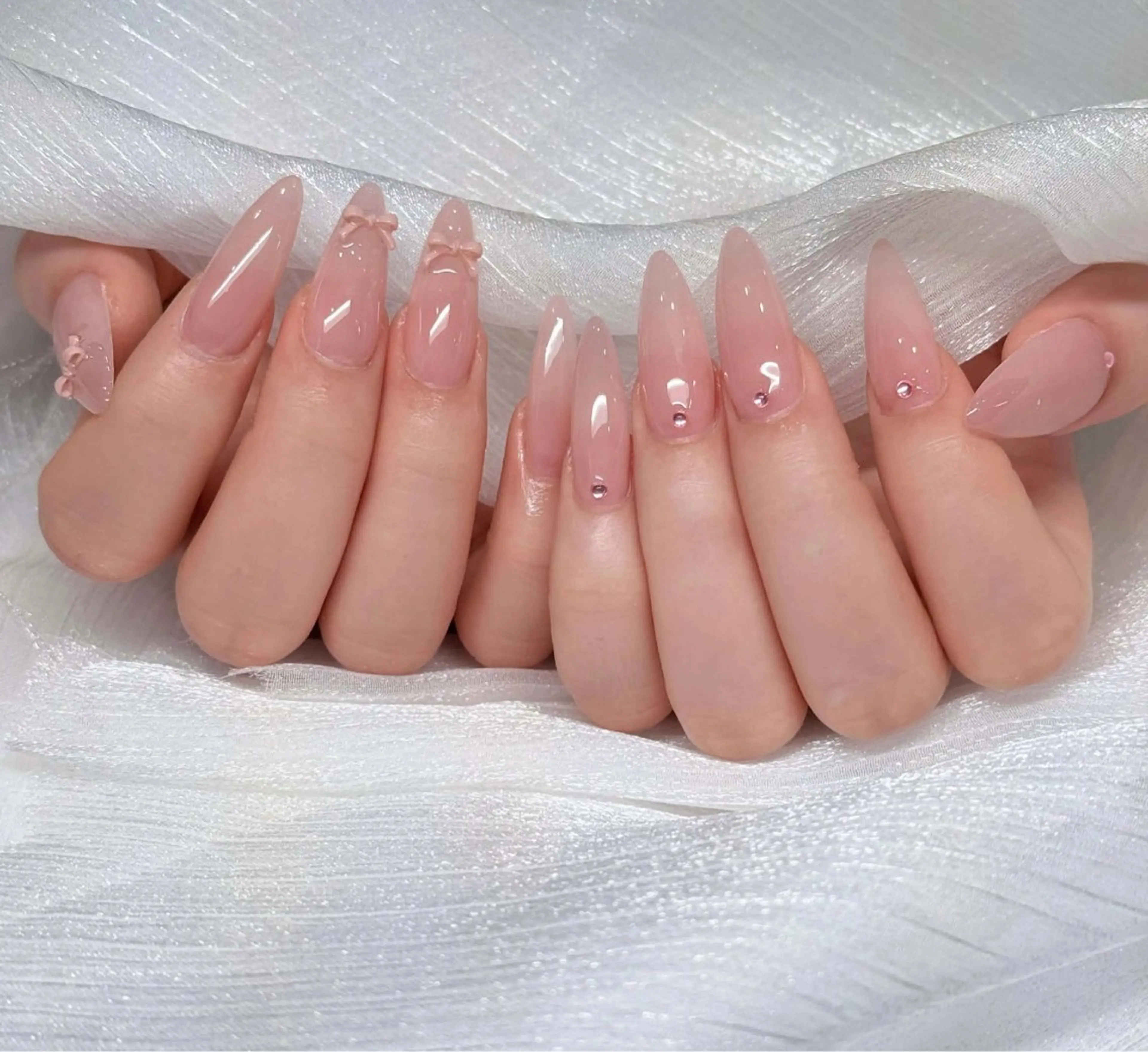 ネイル オーロラネイル ブルー チークネイル フットネイル フレンチネイル ハンドネイル Hana ハナのネイルデザイン