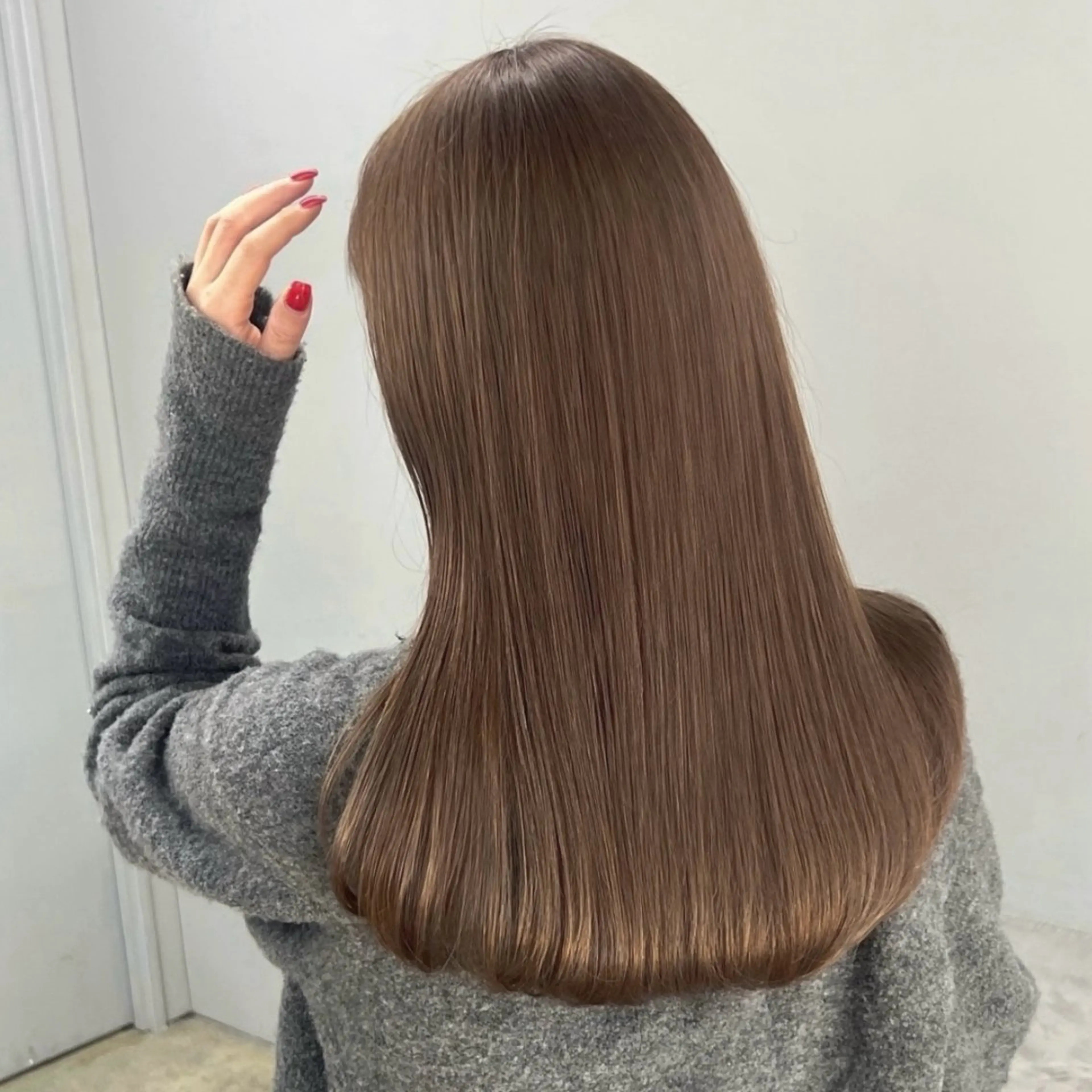 セミロング カラー カット ヘアカラー トリートメント akane/ベージュ /オリーブ/ブラウンのヘアスタイル