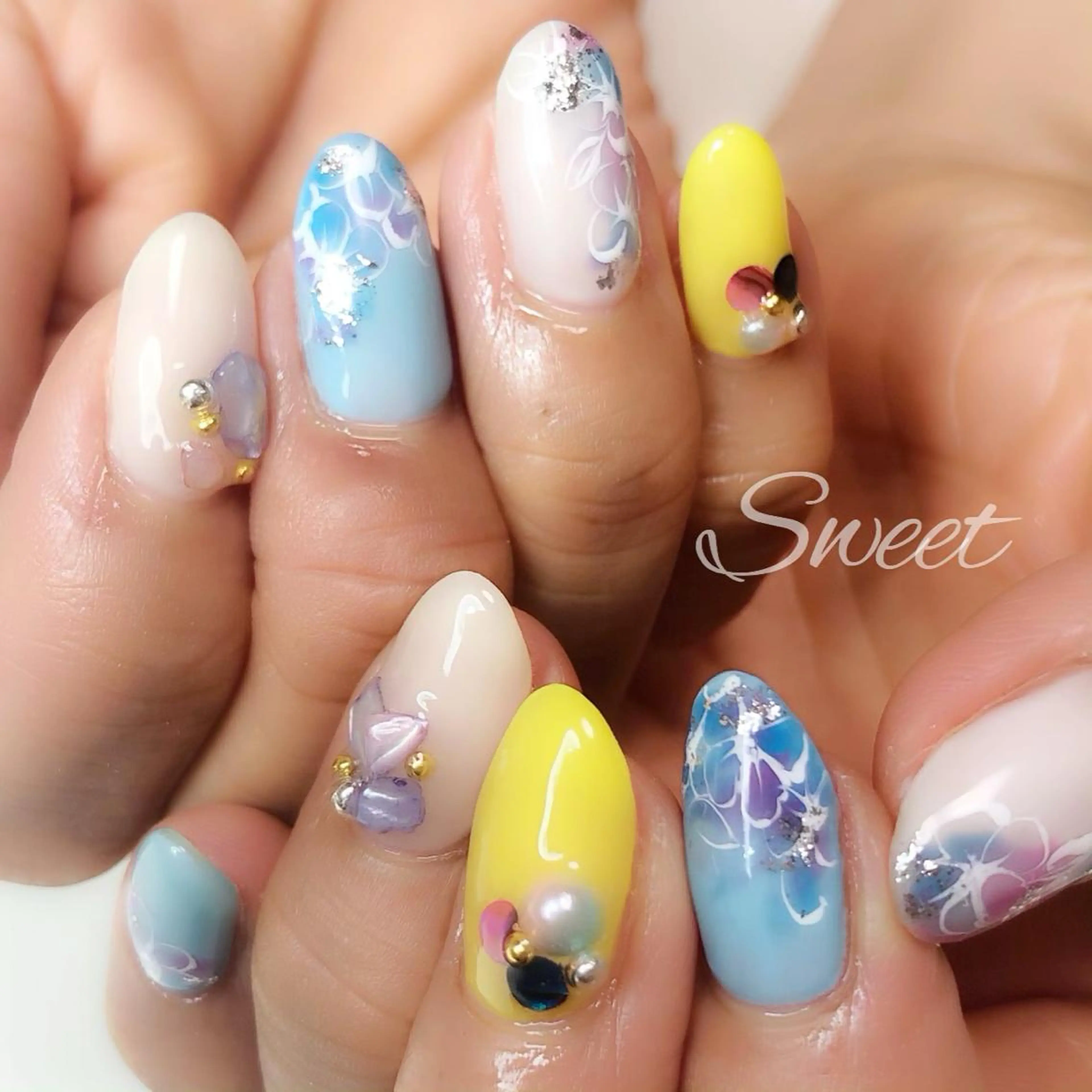 ネイル sweet 仲野陽子のネイルデザイン