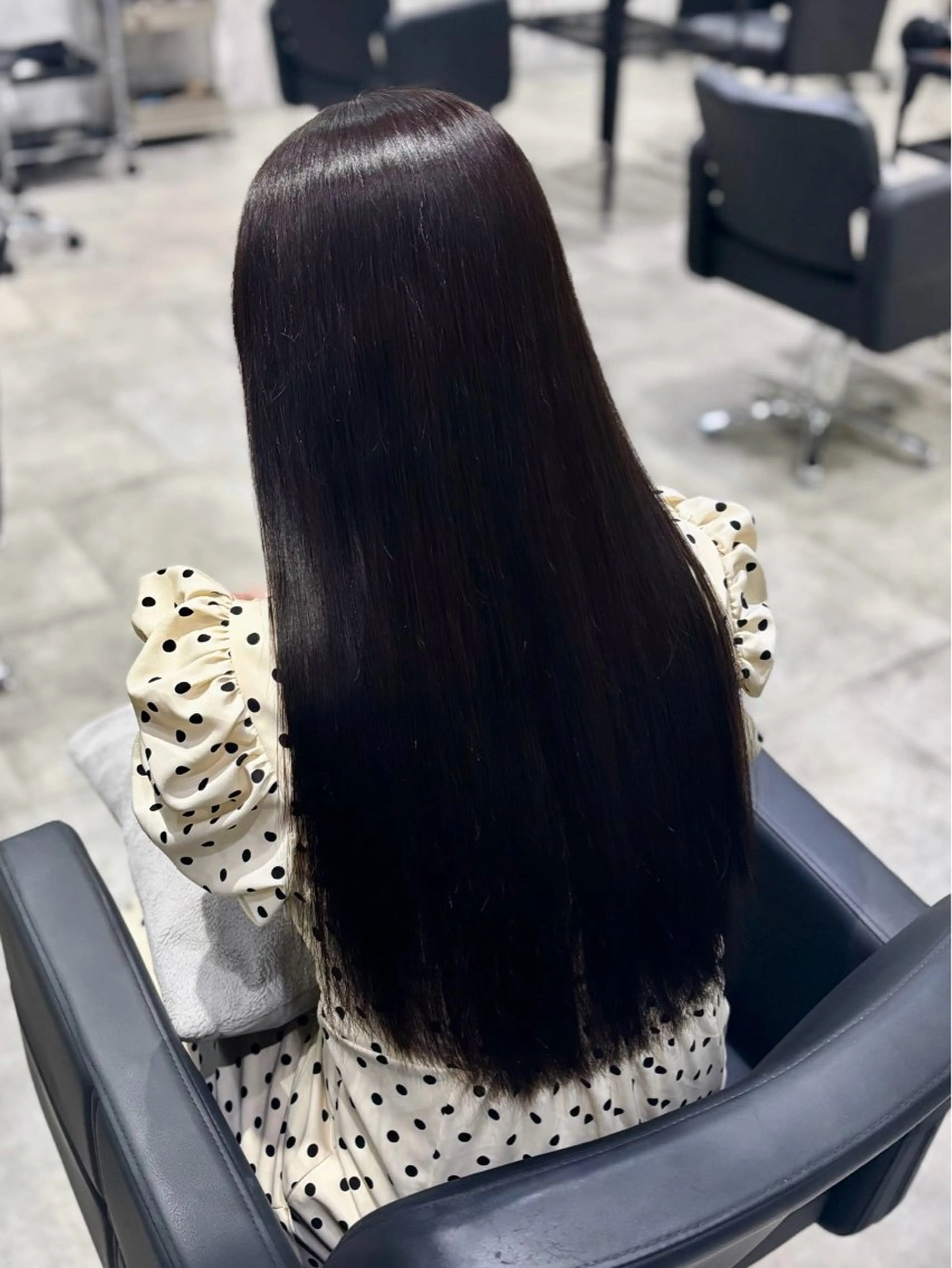 ロング カラー カット ヘアカラー トリートメント 詩乃 暖色系🎀レイヤーのヘアスタイル