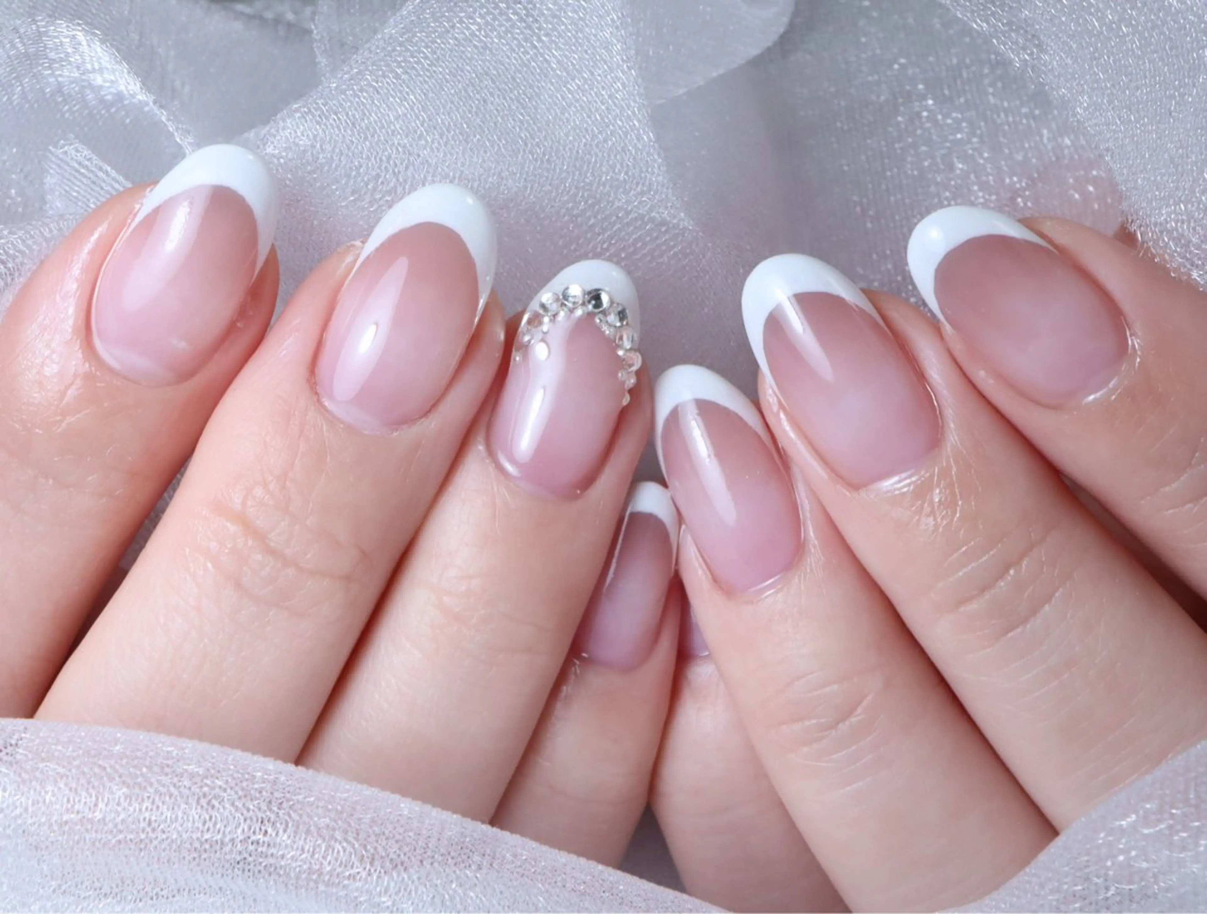 ネイル フレンチネイル nail salon  Cherie et Beaute所属・nail salon シェリーのネイルデザイン