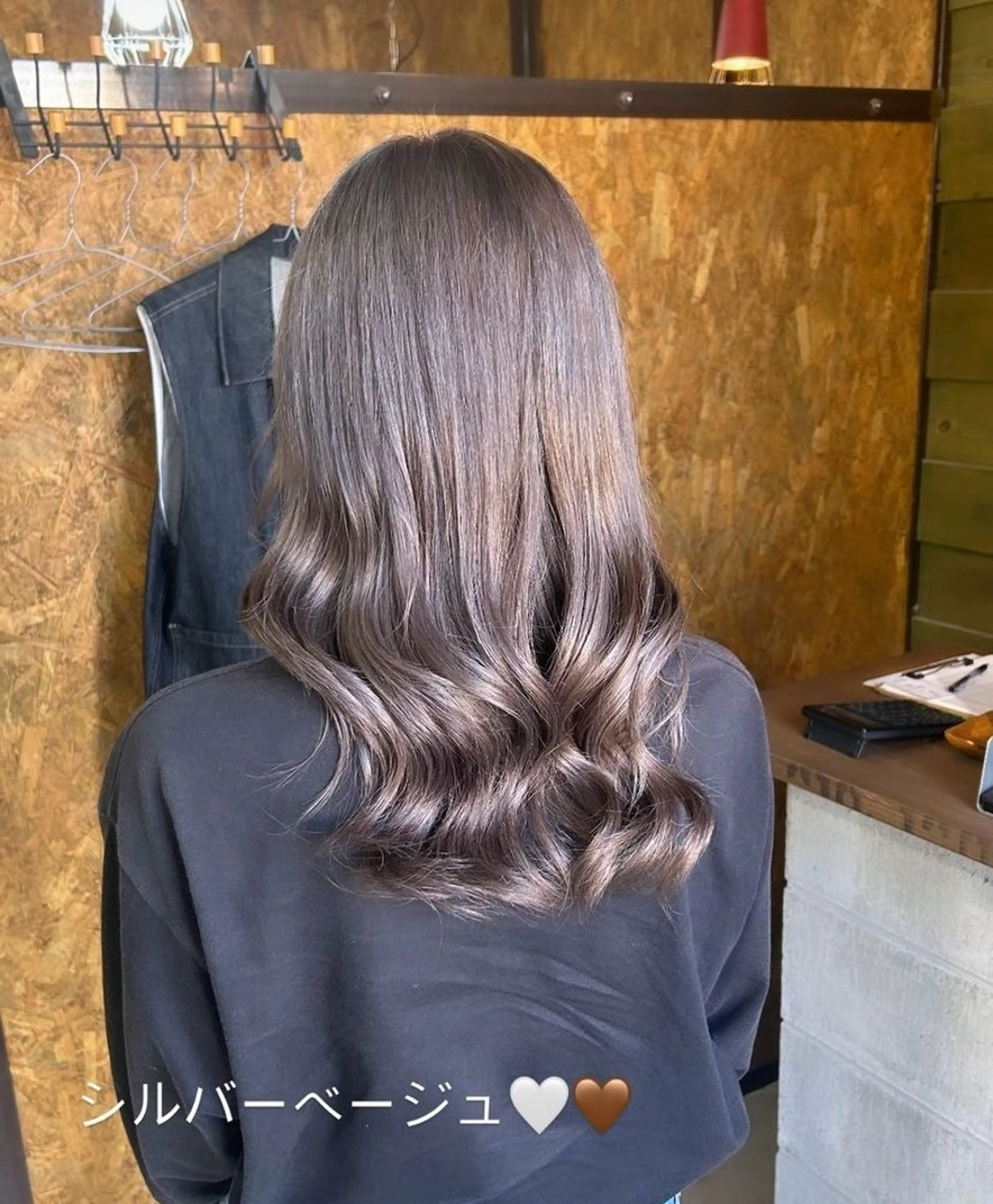 セミロング カラー ベージュカラー ブリーチ ブルーカラー ダブルカラー グラデーションカラー 🫟Blanco🫟 Color&Careのヘアスタイル